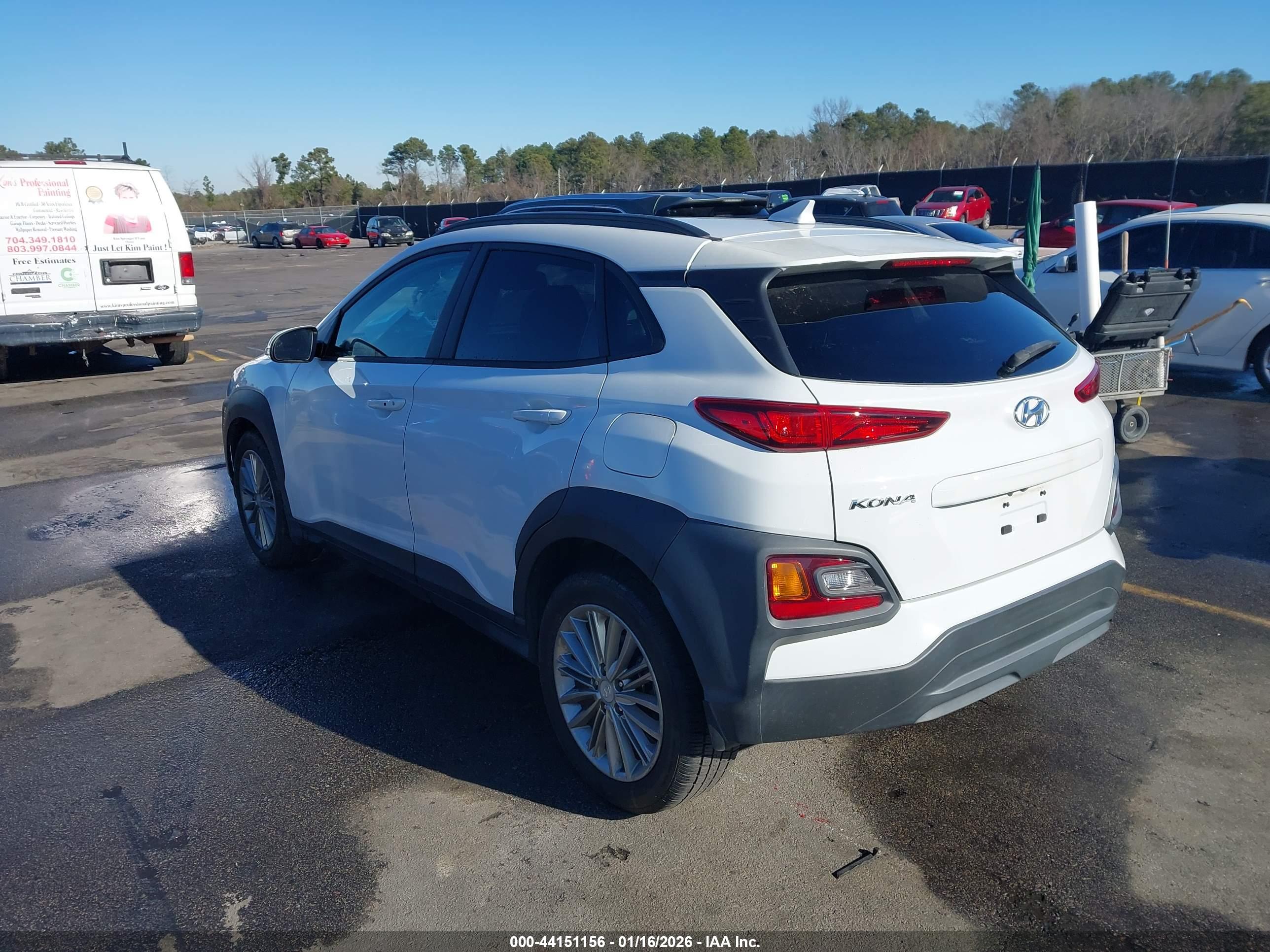 HYUNDAI KONA image 3
