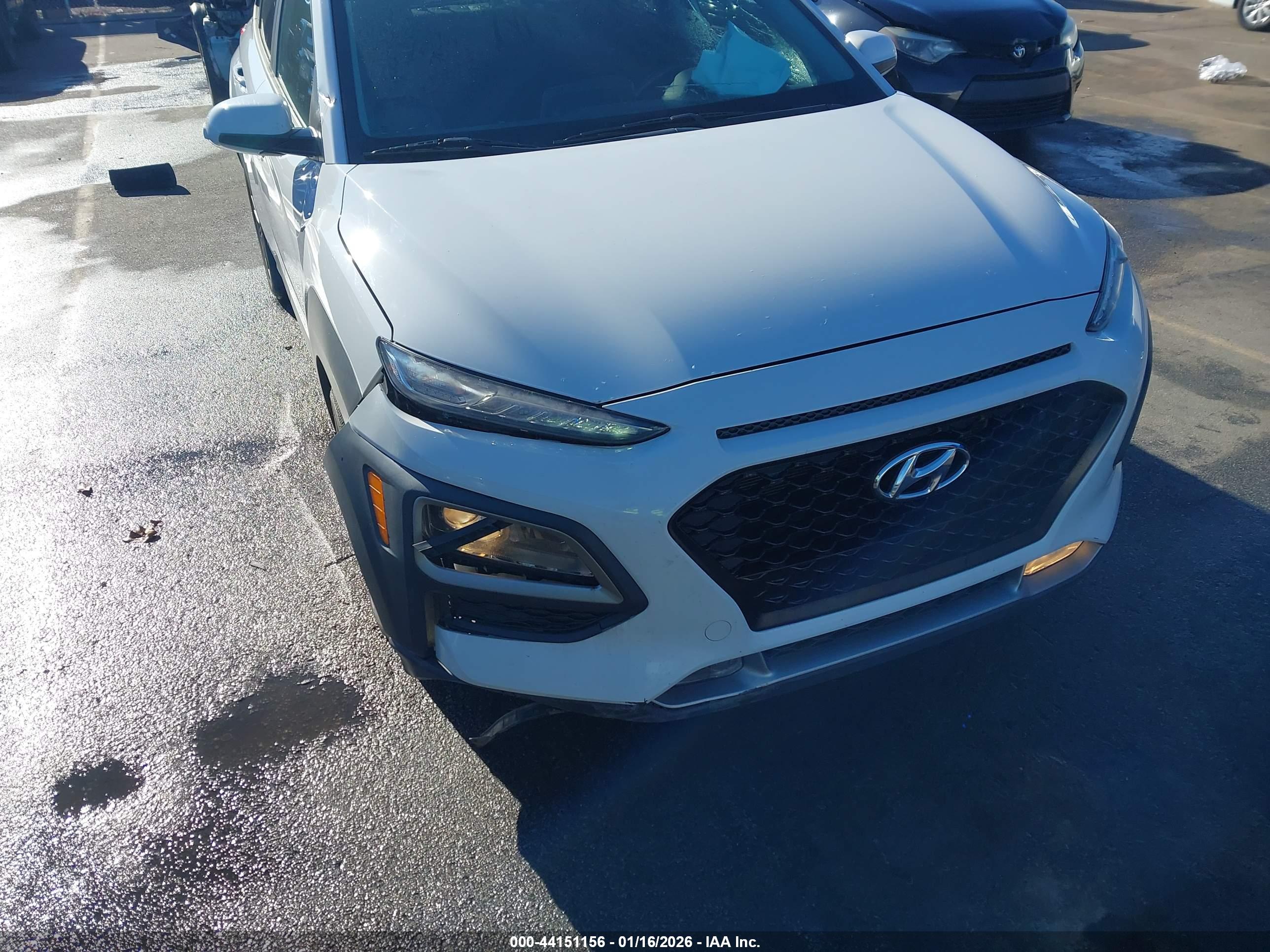 HYUNDAI KONA image 6