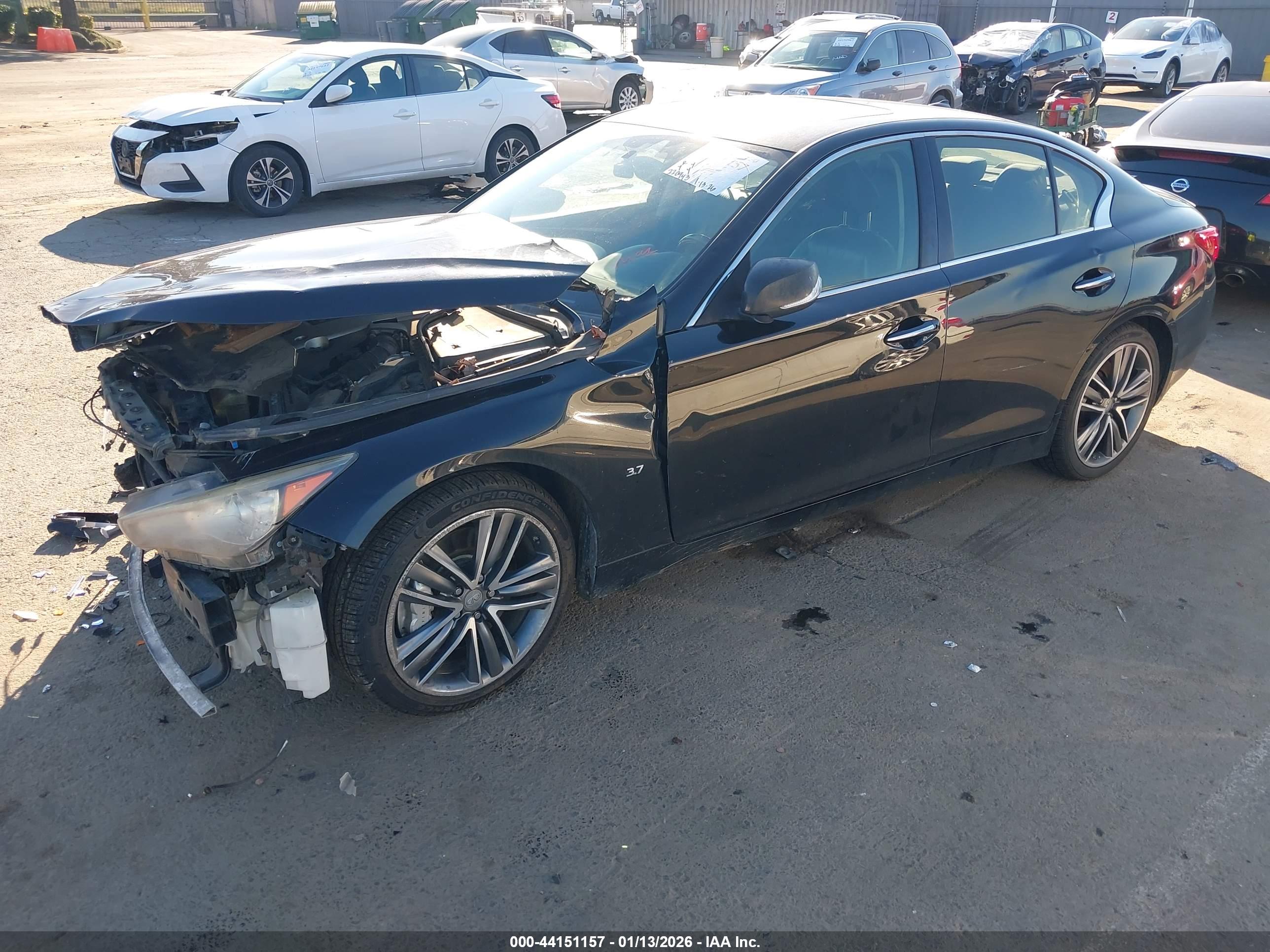 INFINITI Q50 image 2