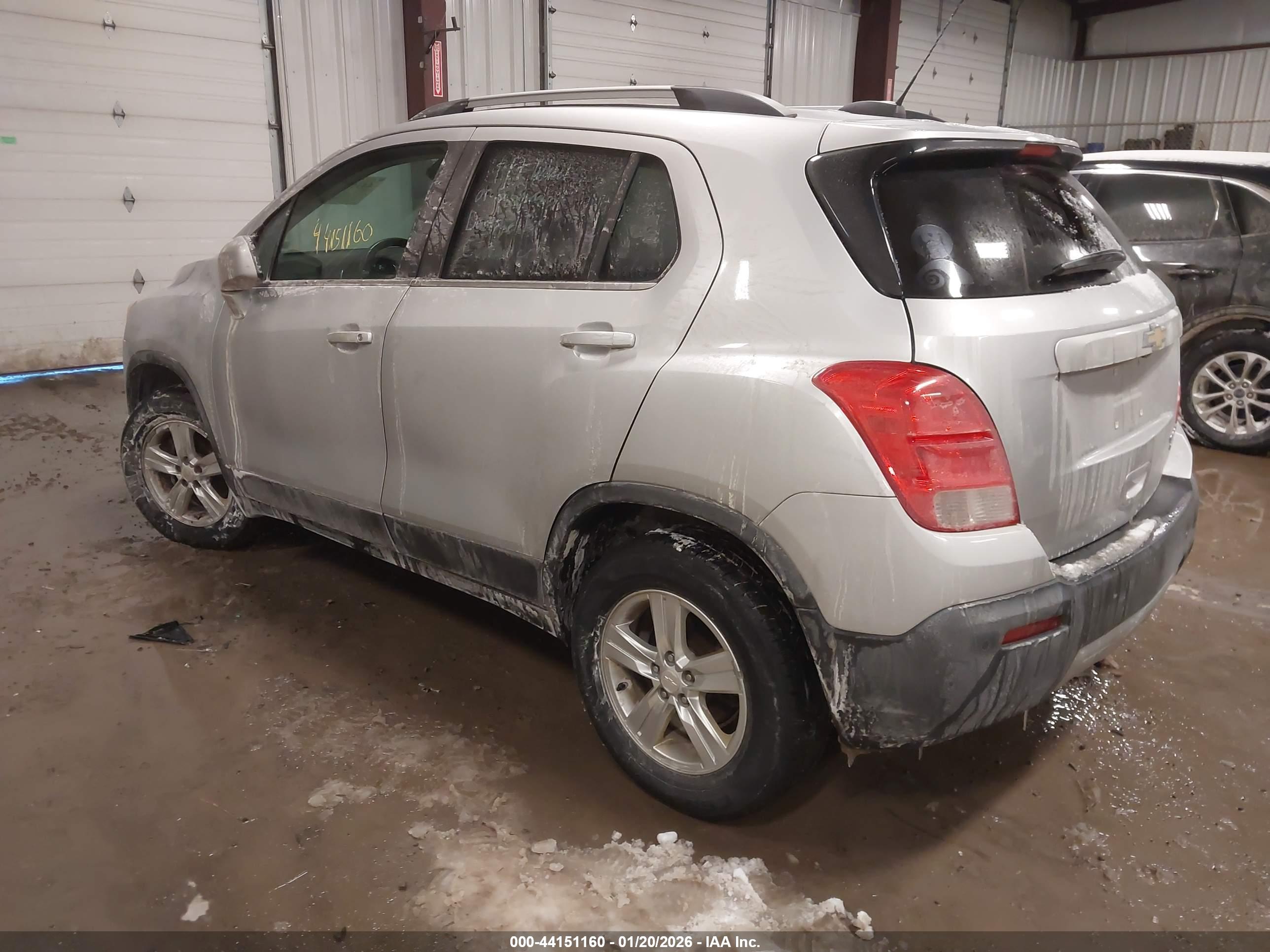 CHEVROLET TRAX image 3