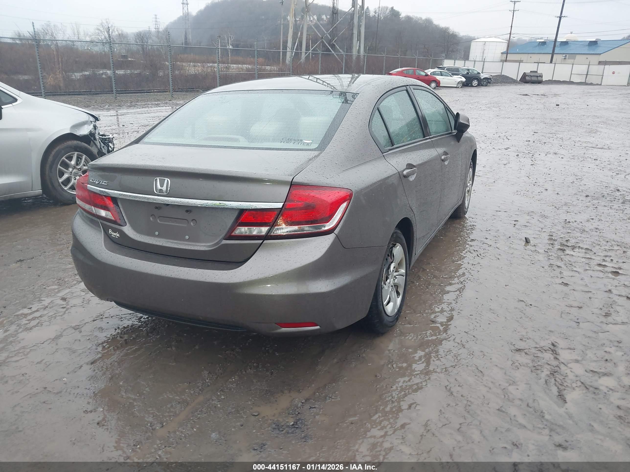 HONDA CIVIC image 4