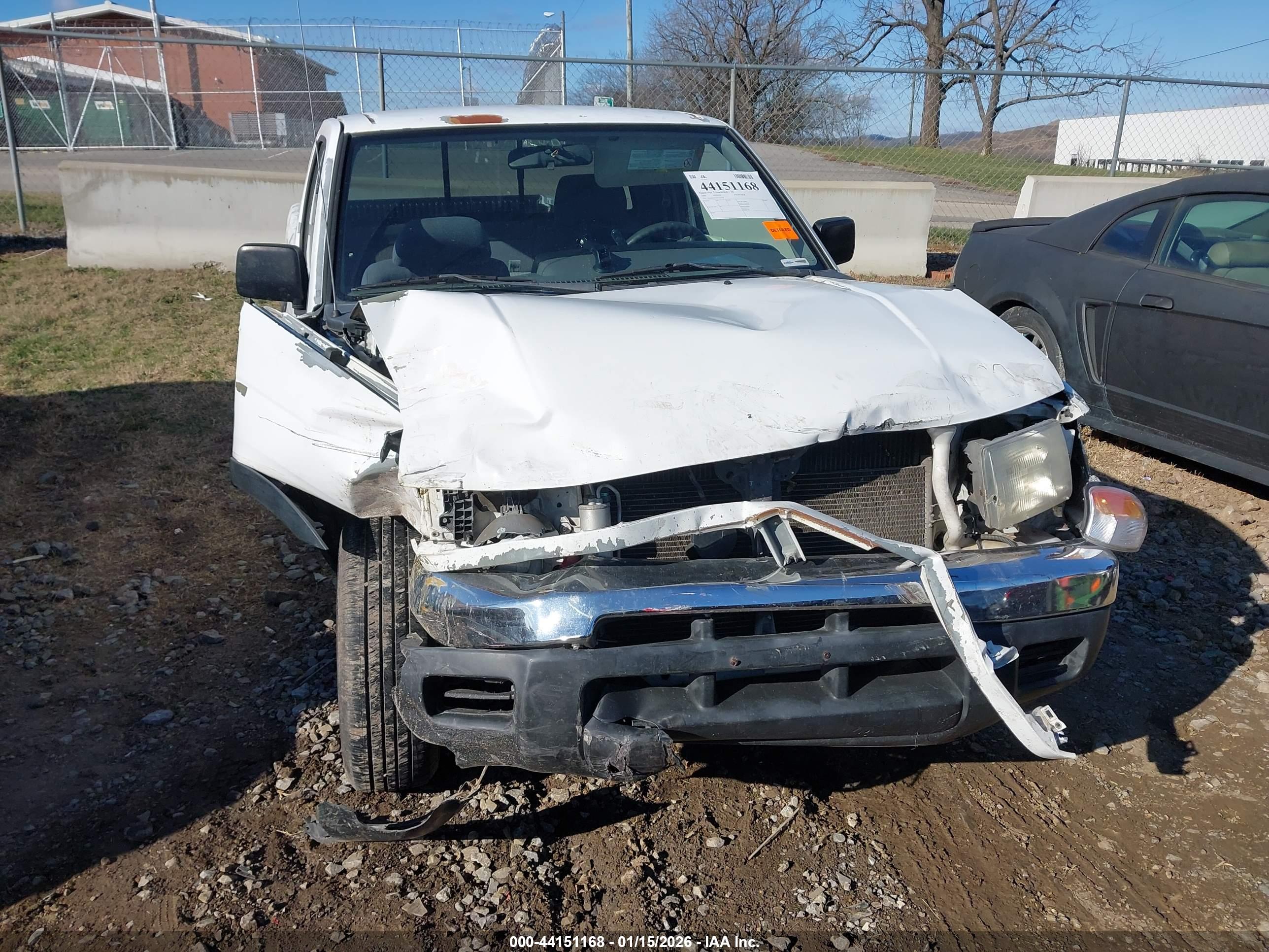 NISSAN FRONTIER image 6