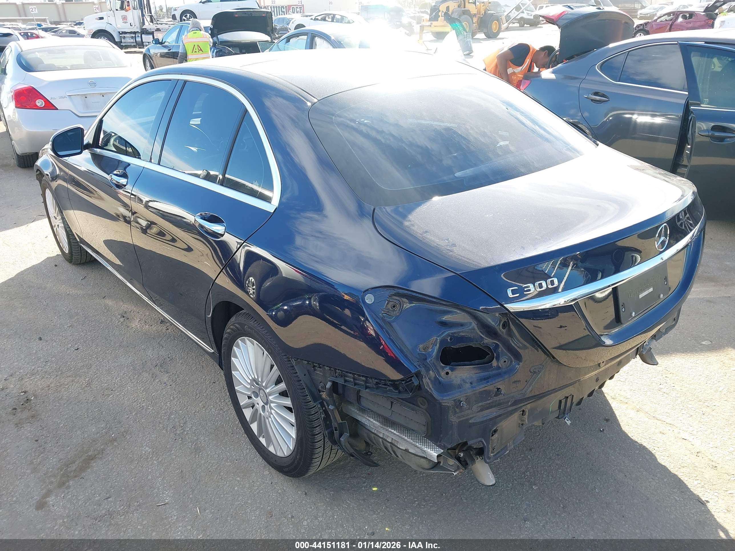 MERCEDES-BENZ C image 3