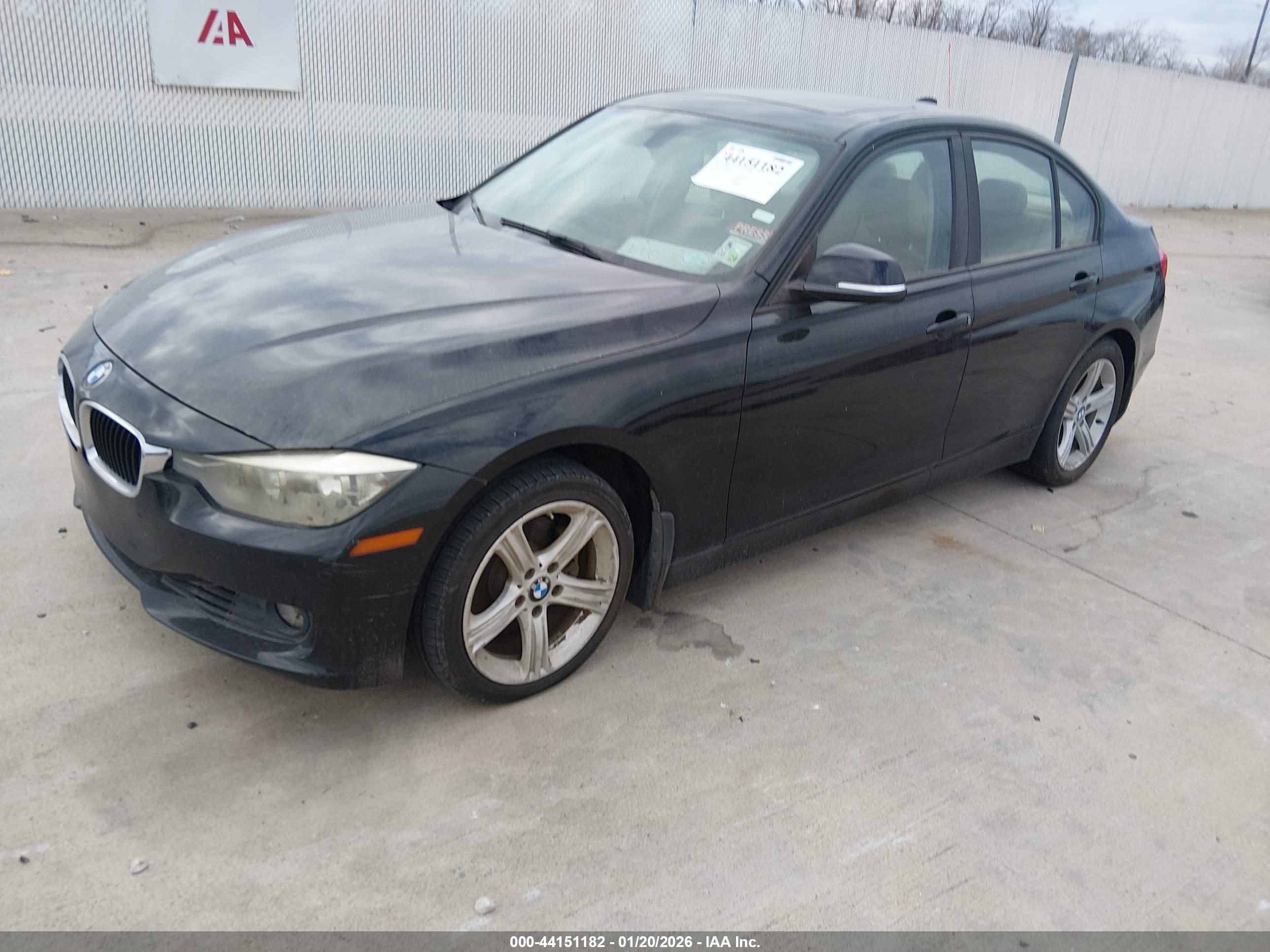 BMW 328I image 2