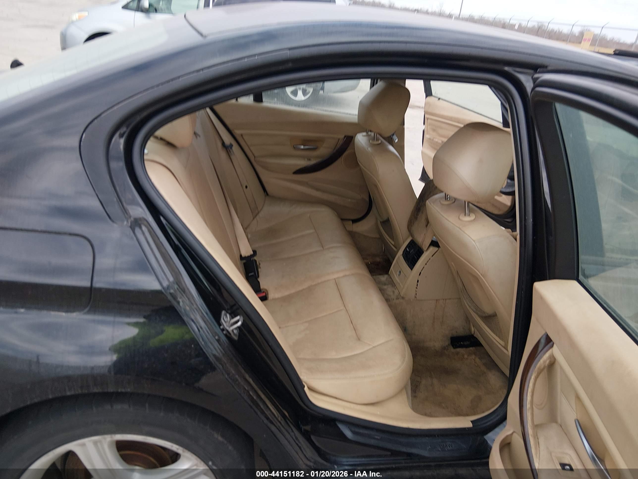 BMW 328I image 8