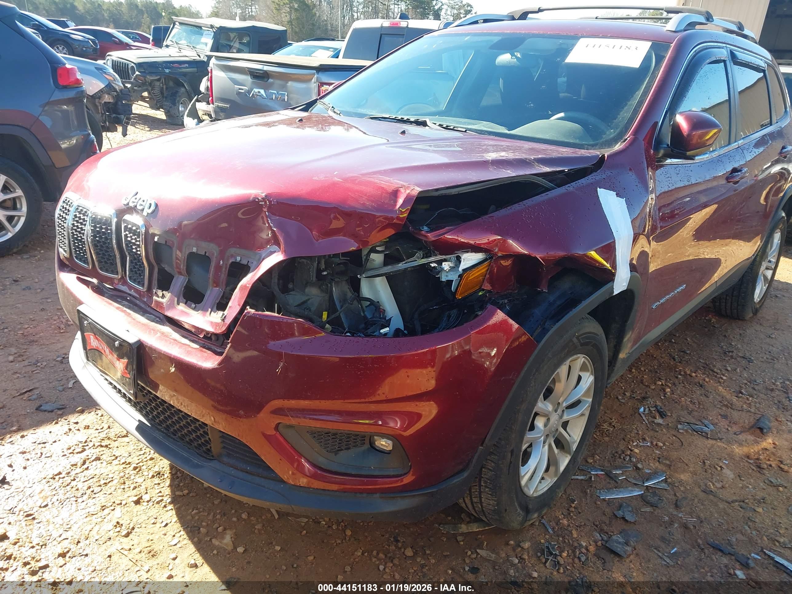 JEEP CHEROKEE image 6