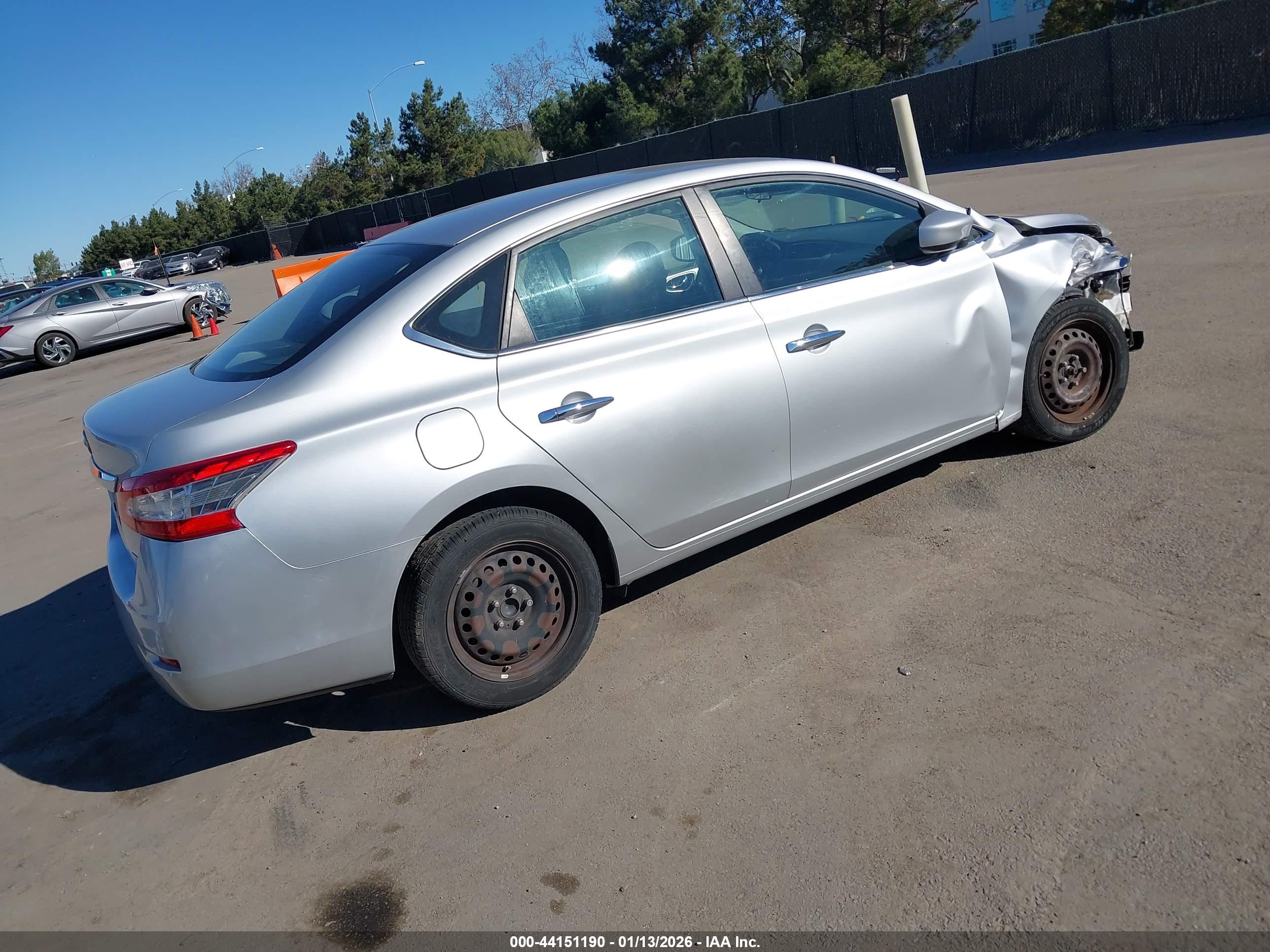NISSAN SENTRA image 4