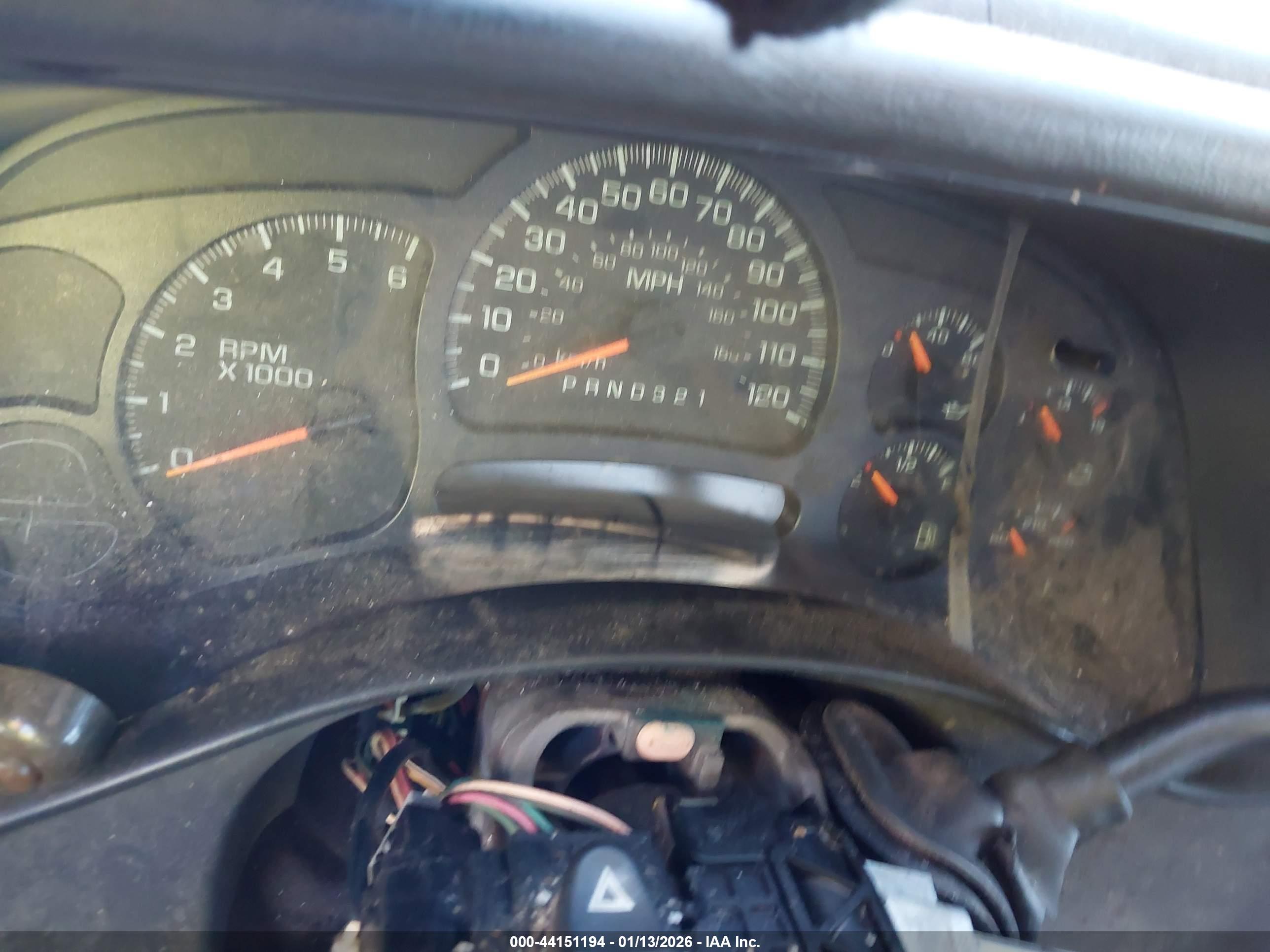 CHEVROLET SILVERADO image 7