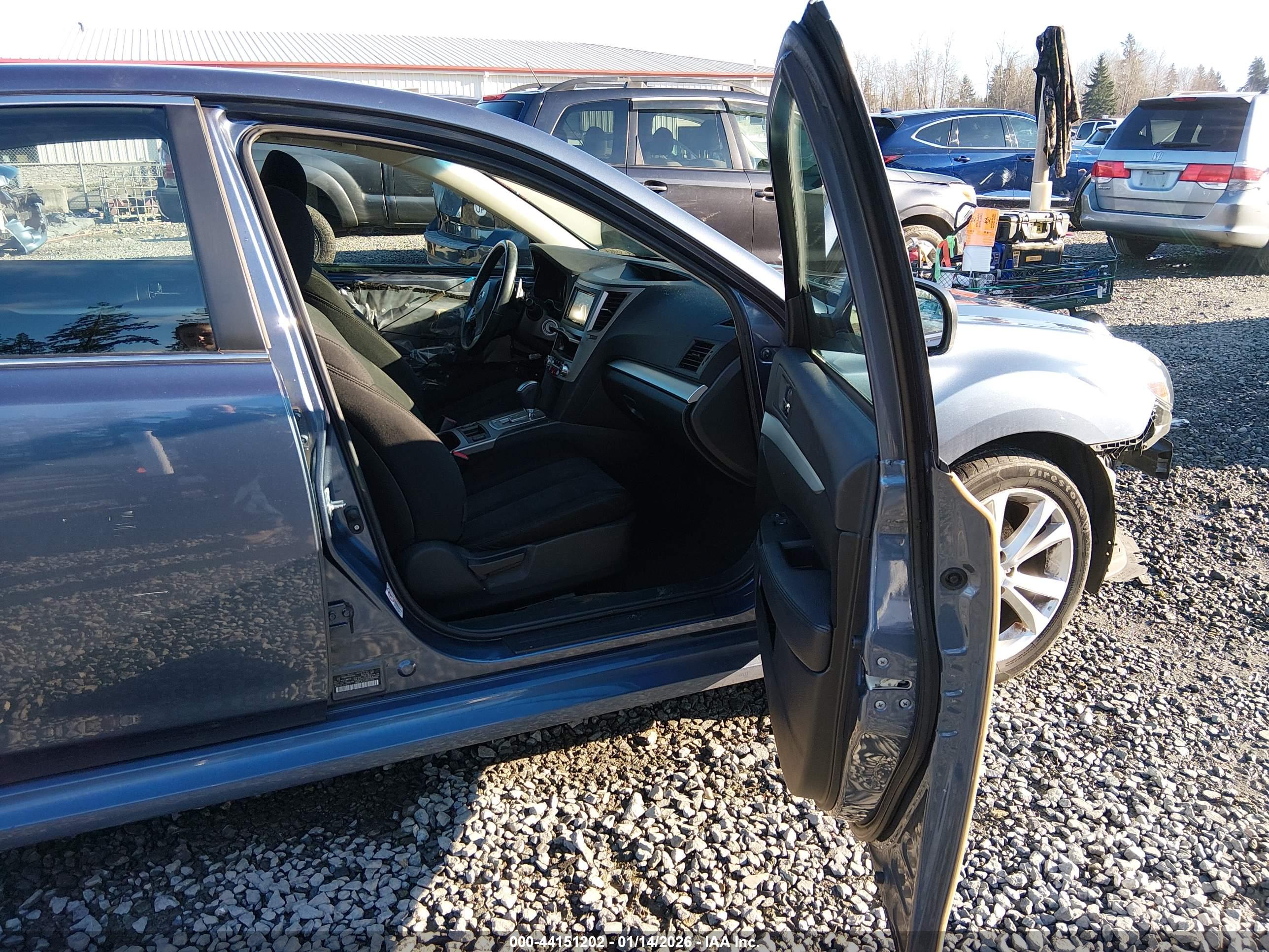 SUBARU LEGACY image 5