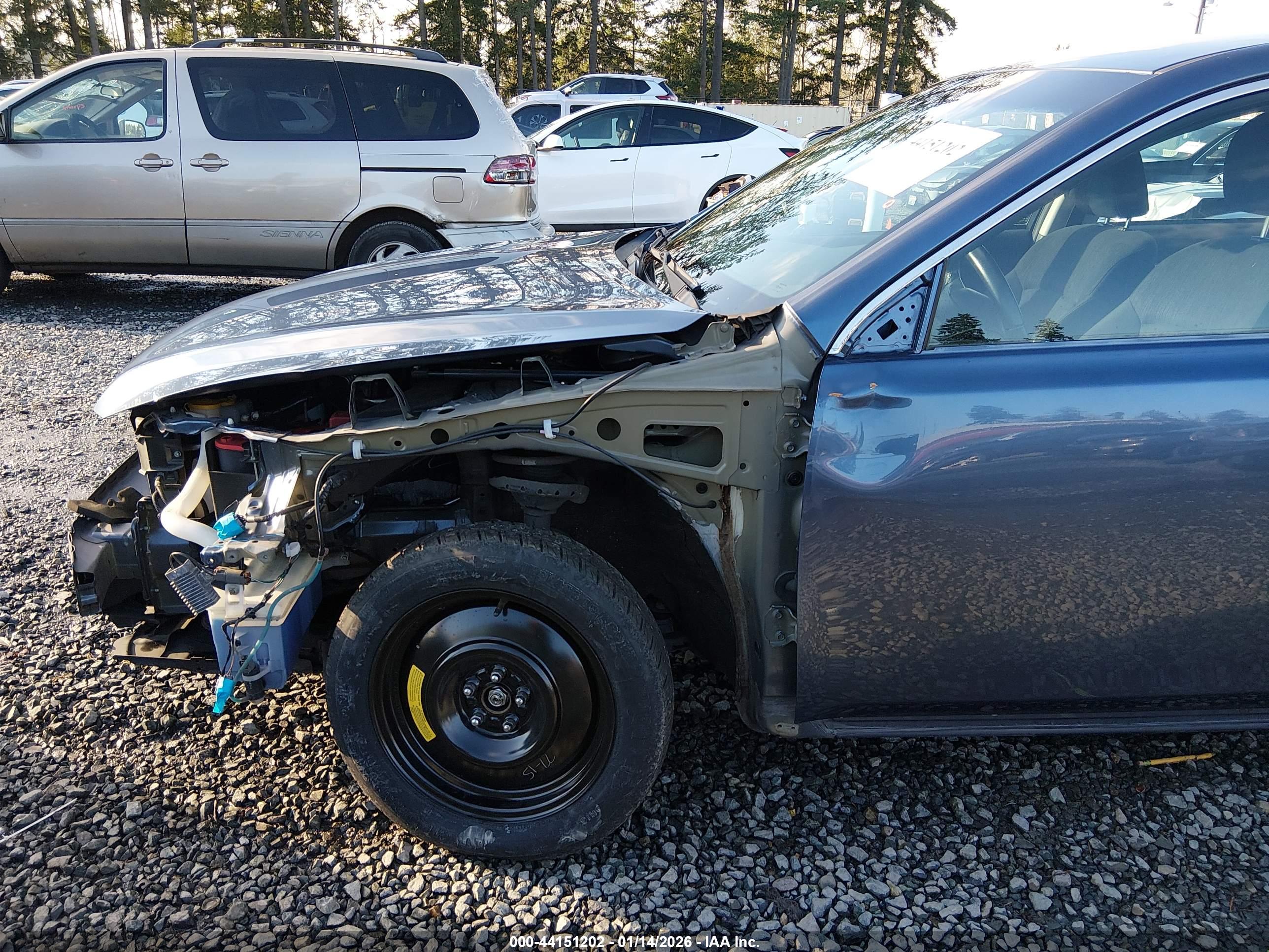 SUBARU LEGACY image 6