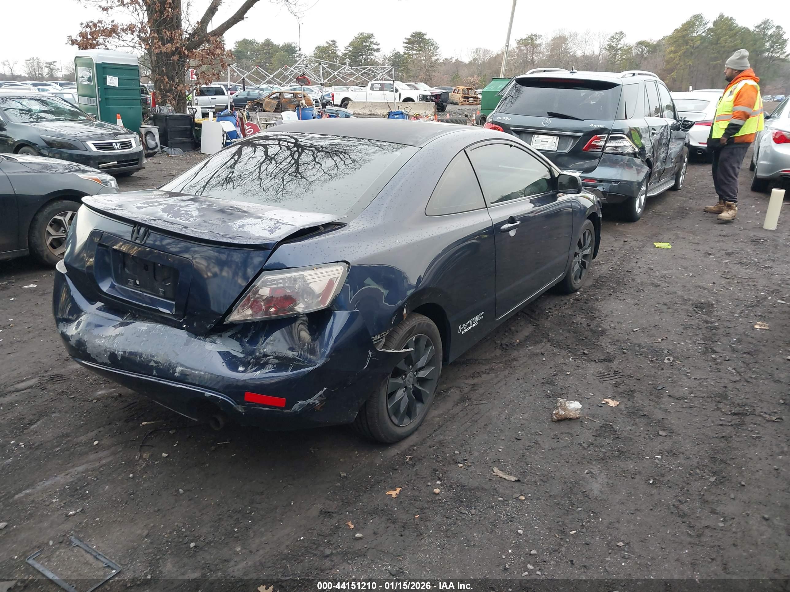HONDA CIVIC image 4