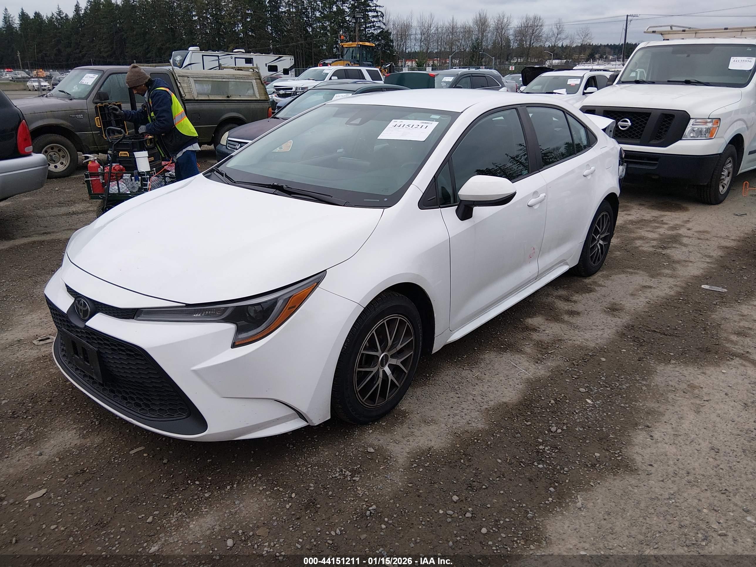 TOYOTA COROLLA image 2