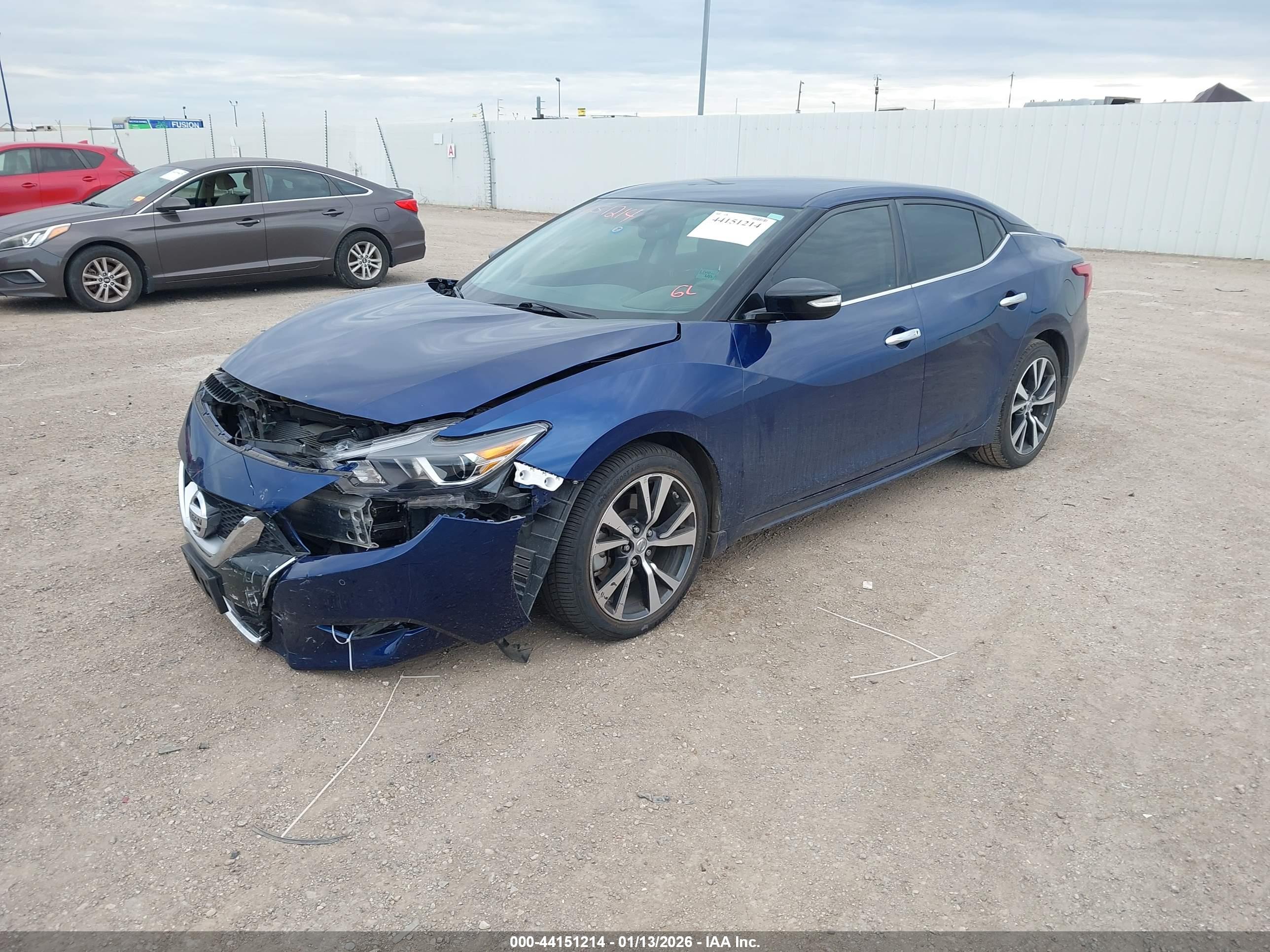 NISSAN MAXIMA image 2