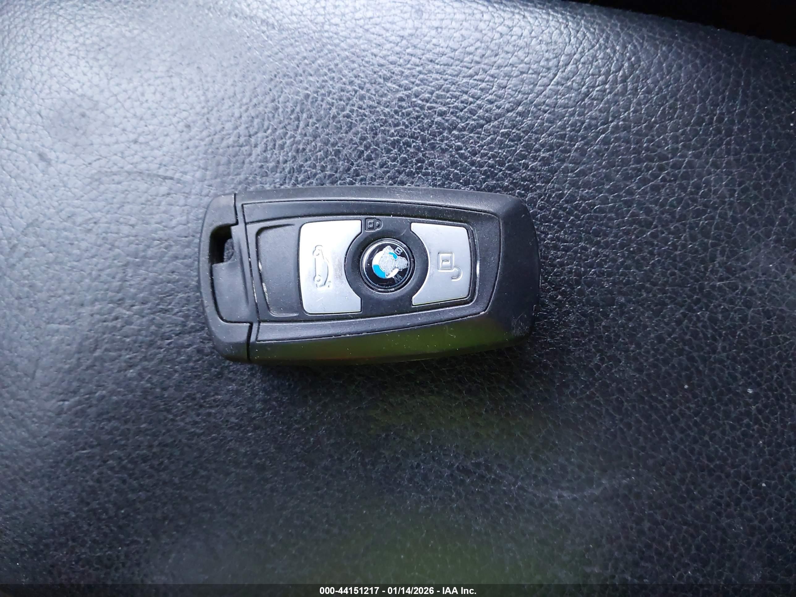 BMW 328I image 11