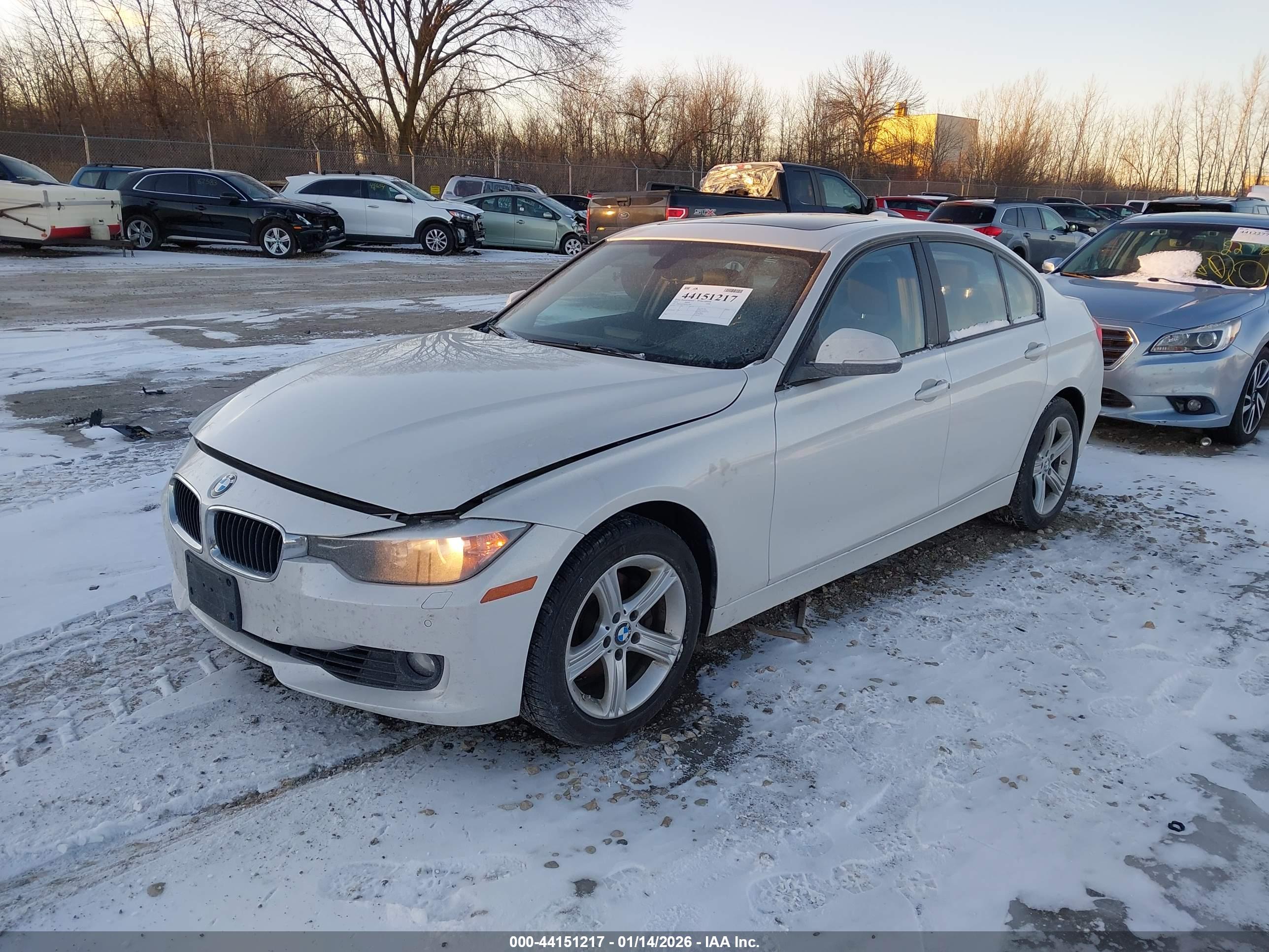BMW 328I image 2