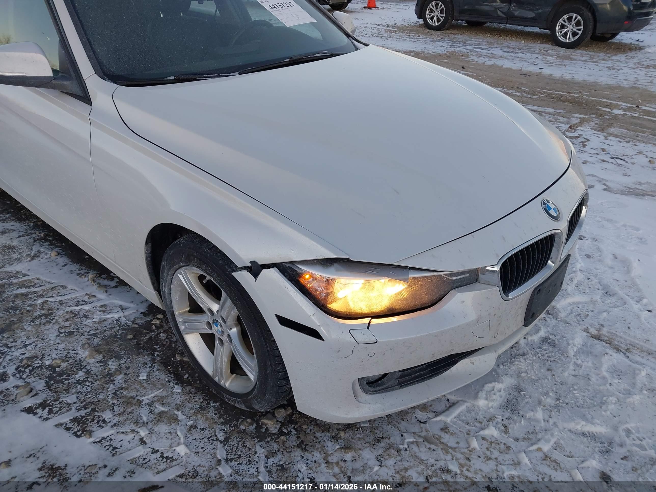 BMW 328I image 6