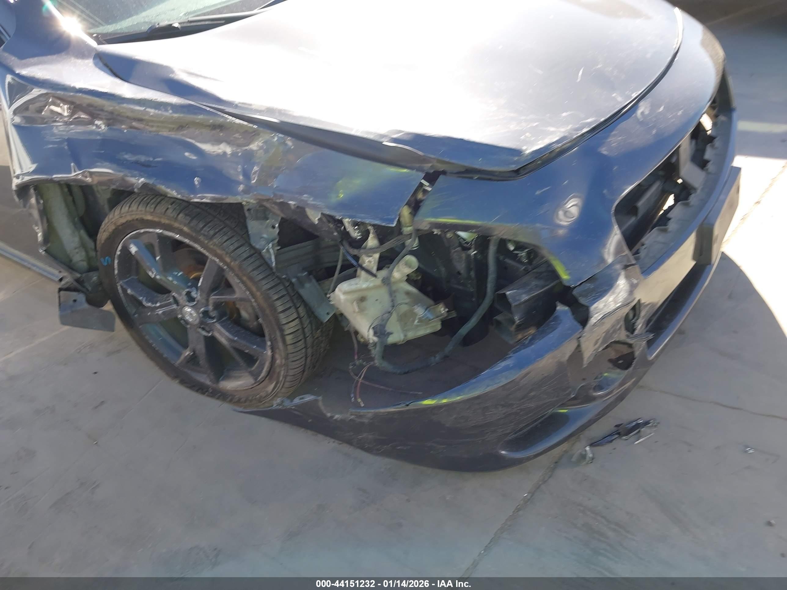 NISSAN MAXIMA image 6