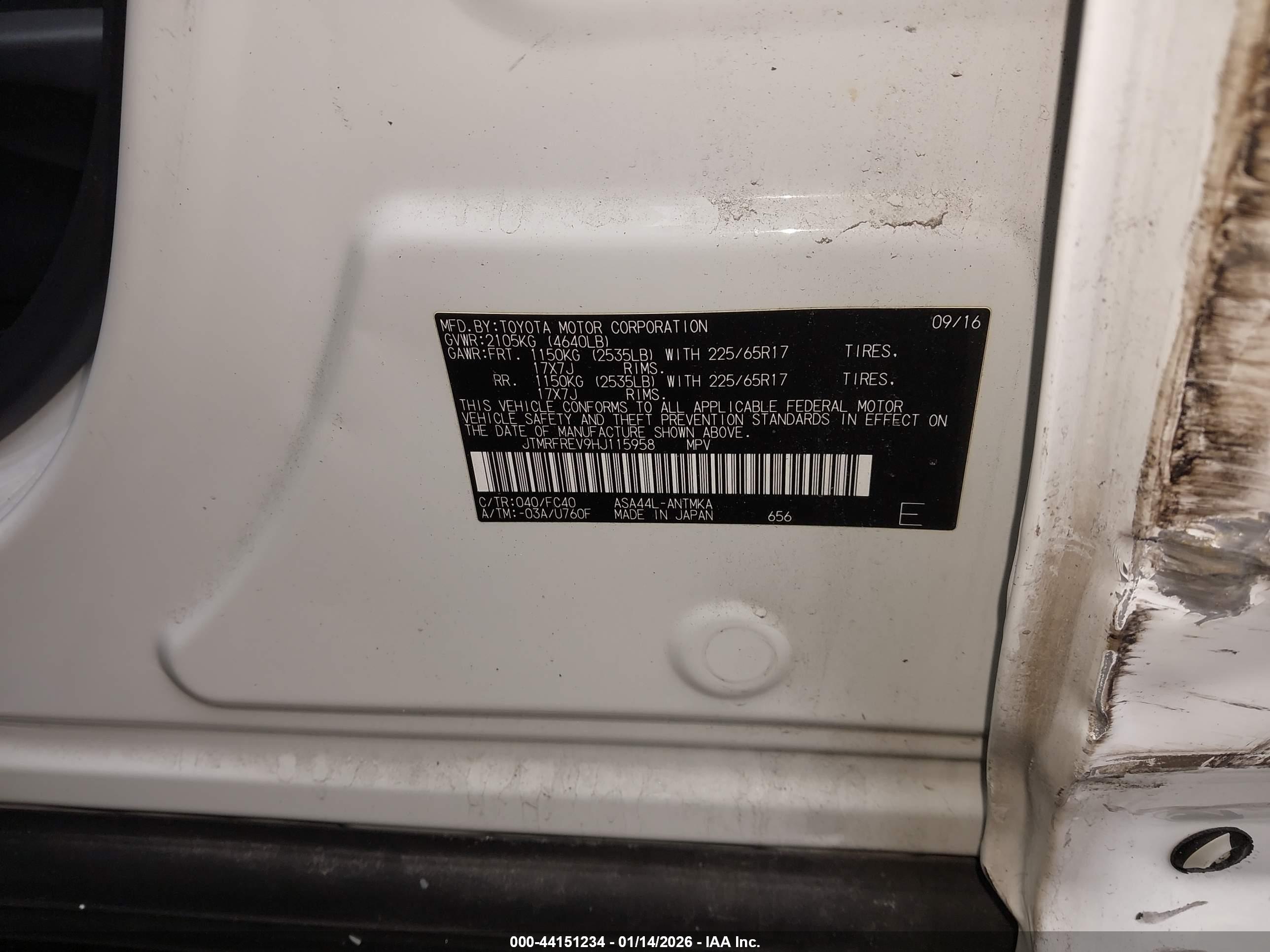 TOYOTA RAV4 image 9