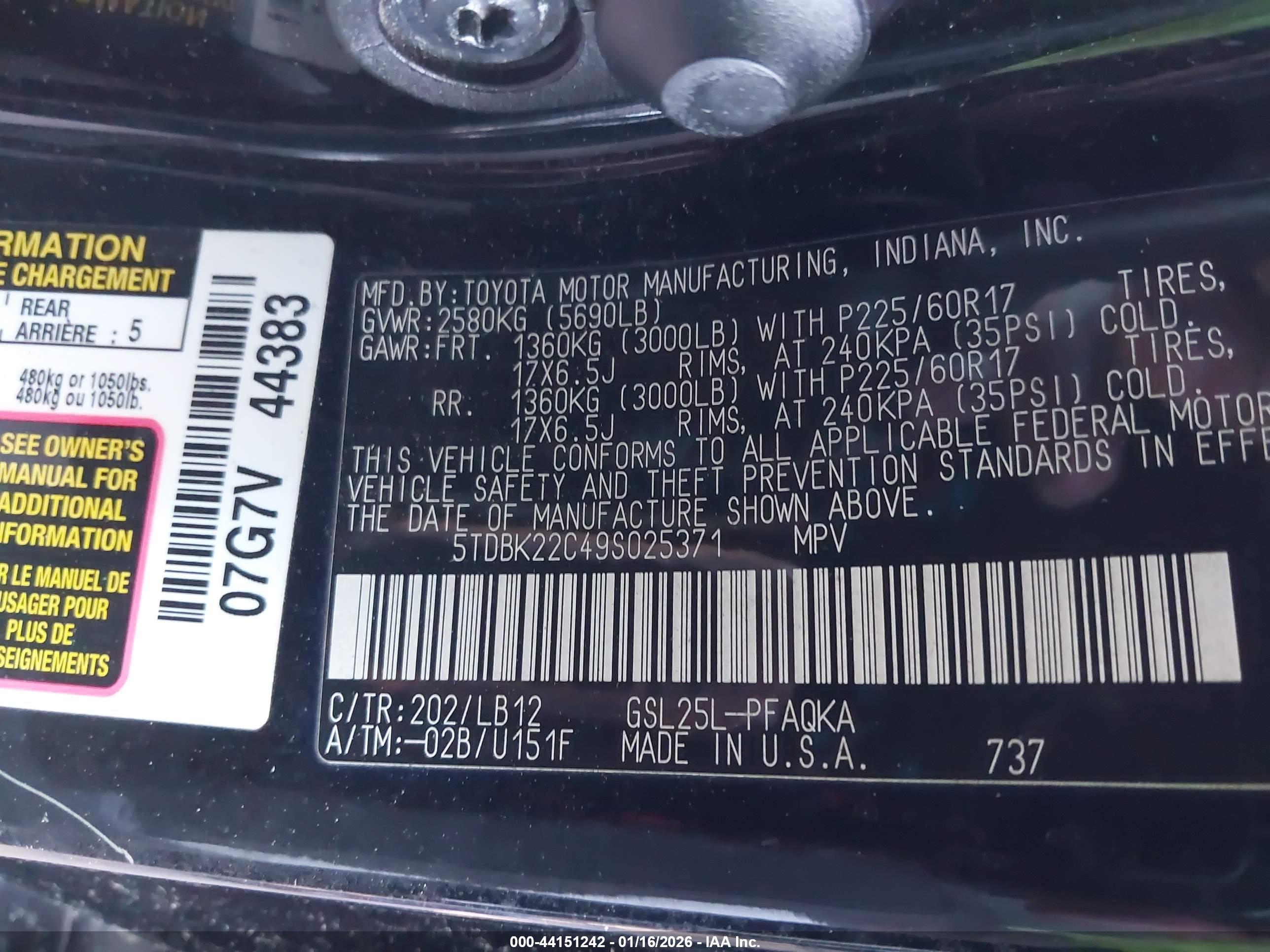 TOYOTA SIENNA image 9