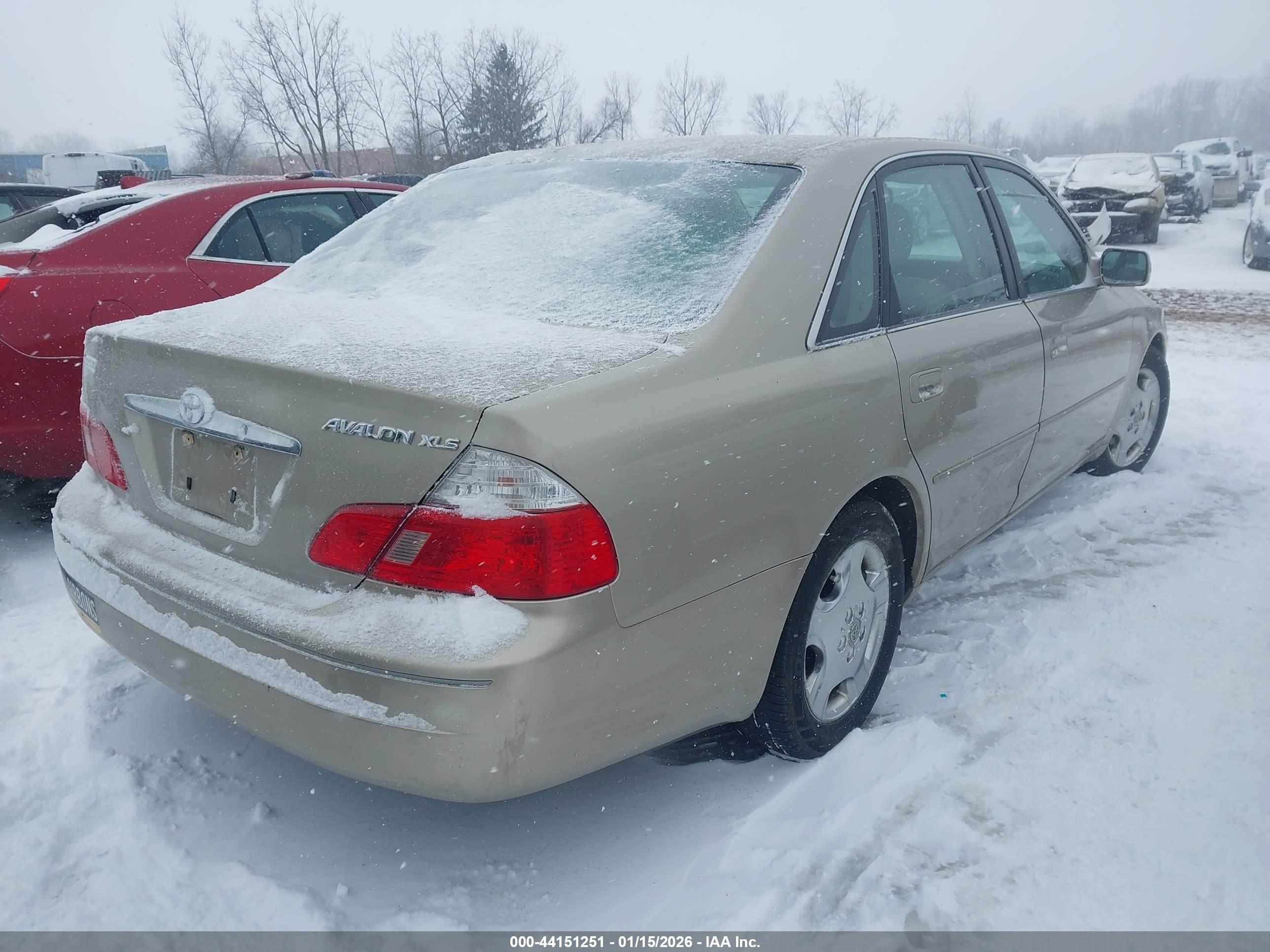 TOYOTA AVALON image 4
