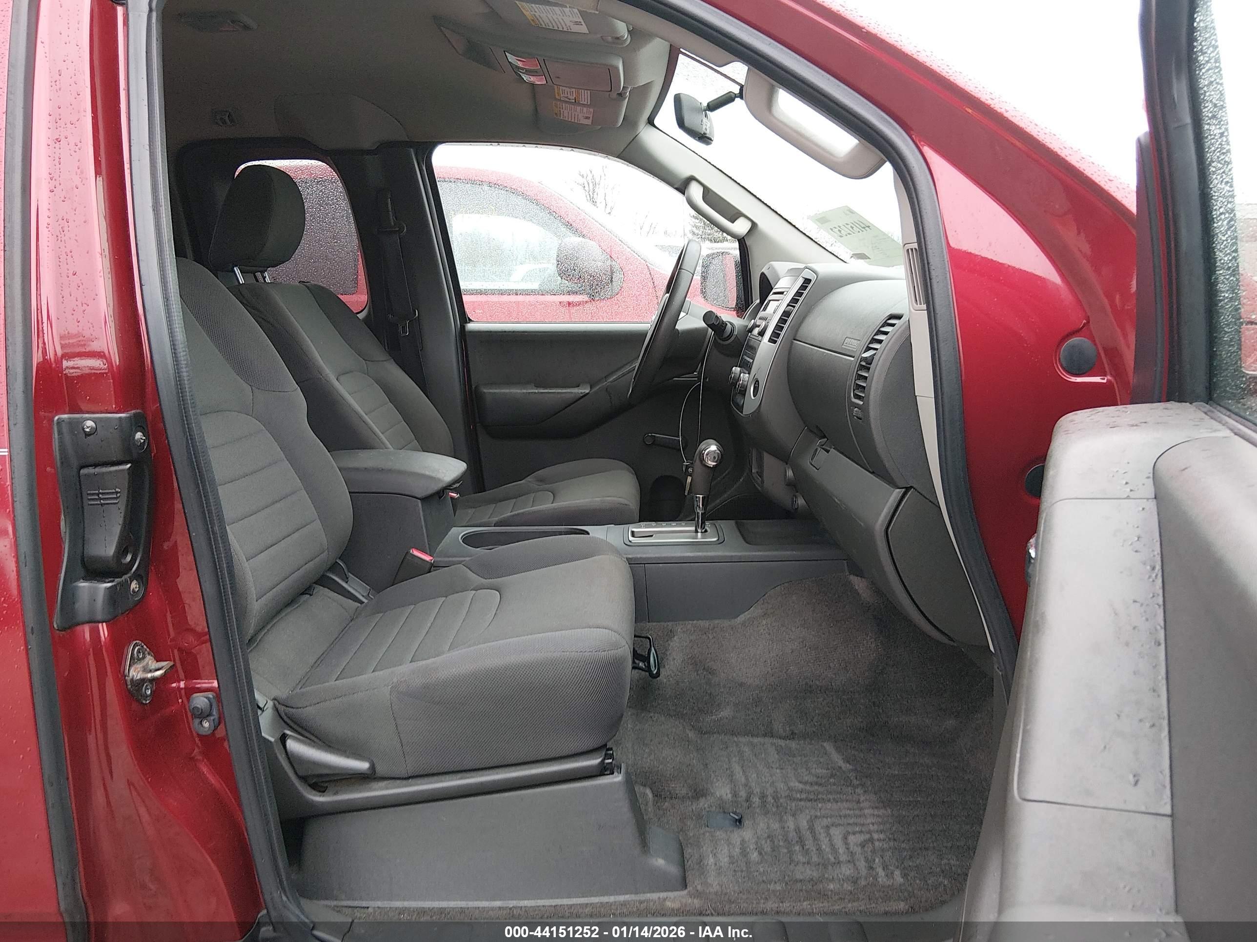NISSAN FRONTIER image 5