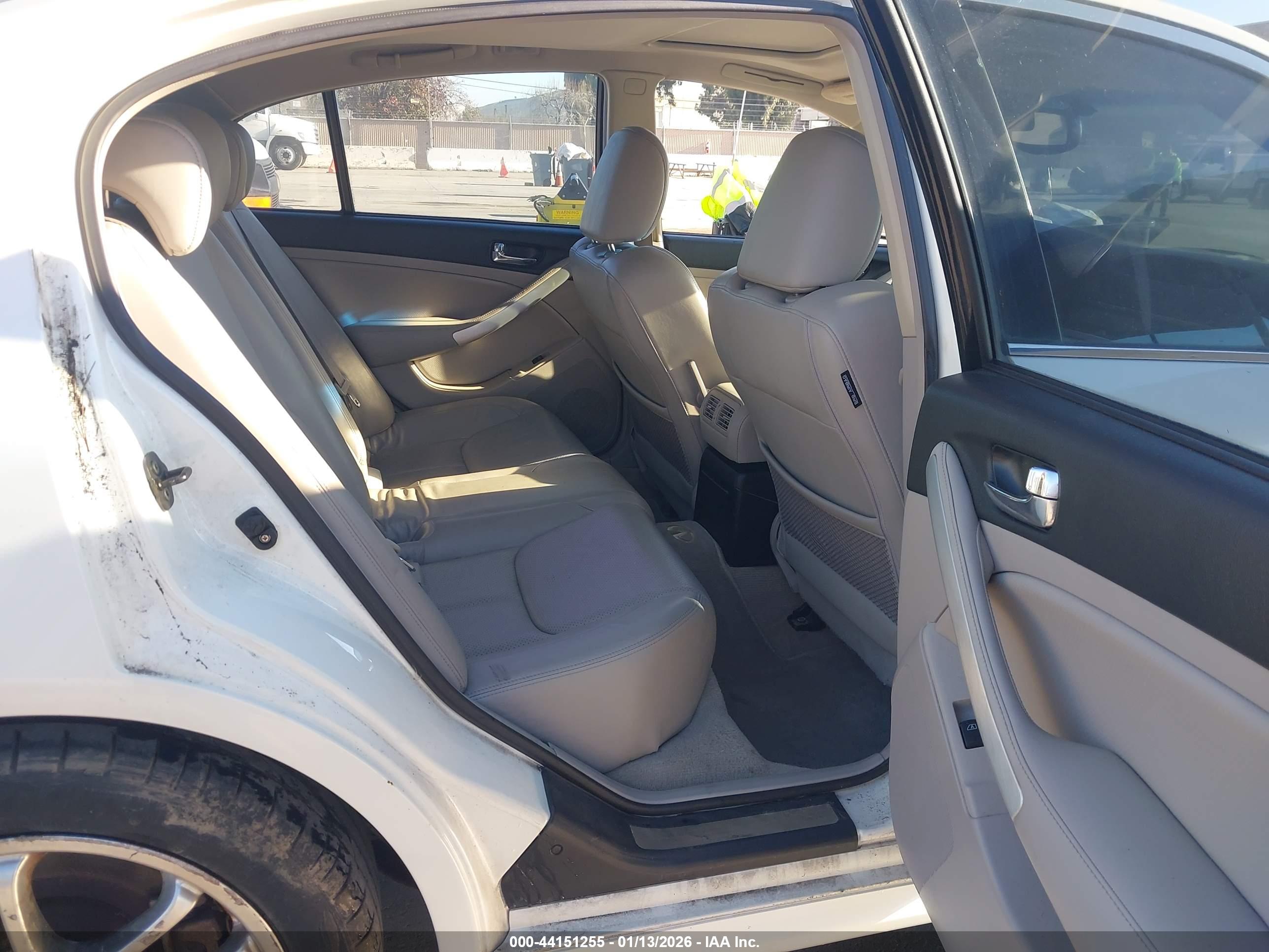 INFINITI G35 image 8