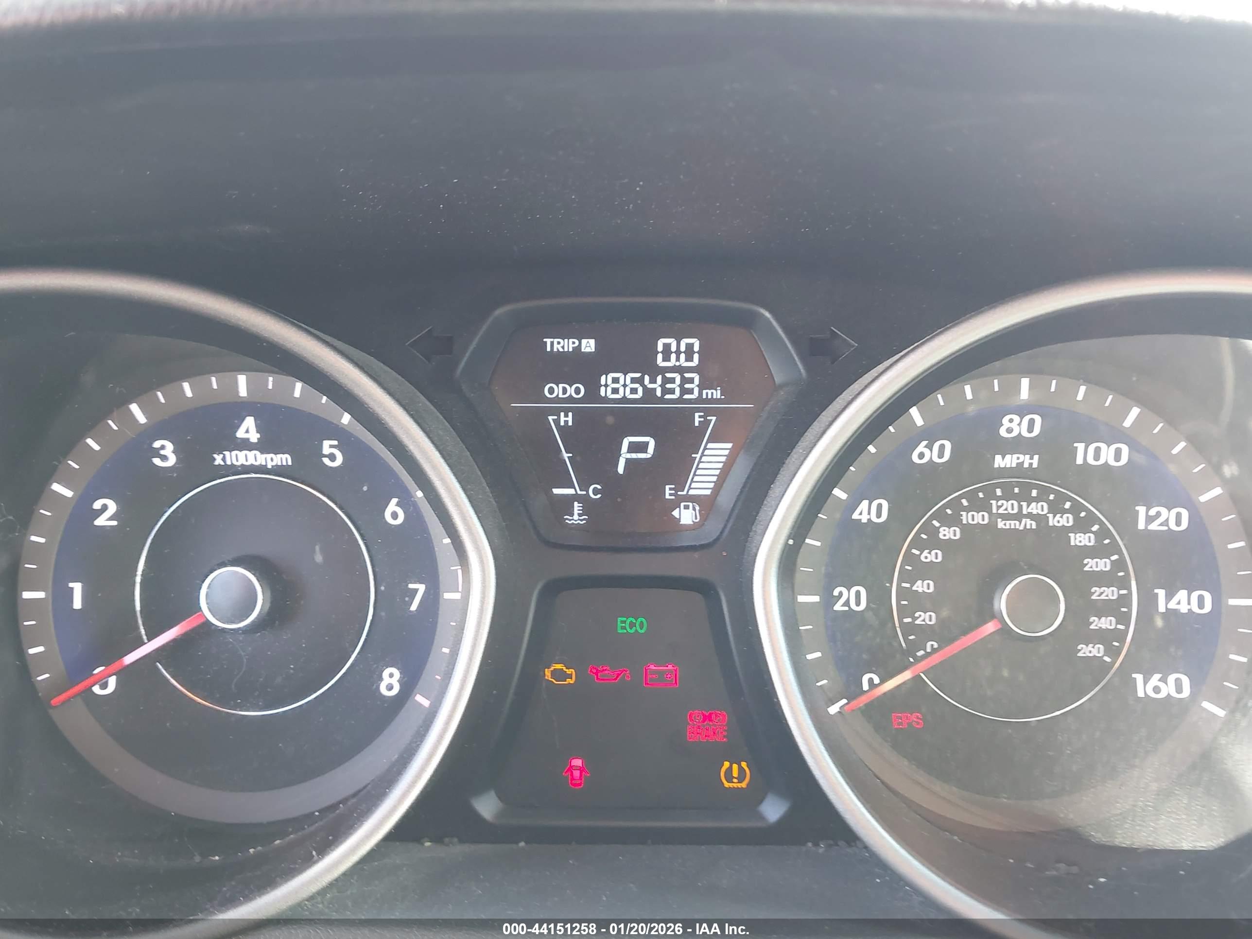 HYUNDAI ELANTRA image 7