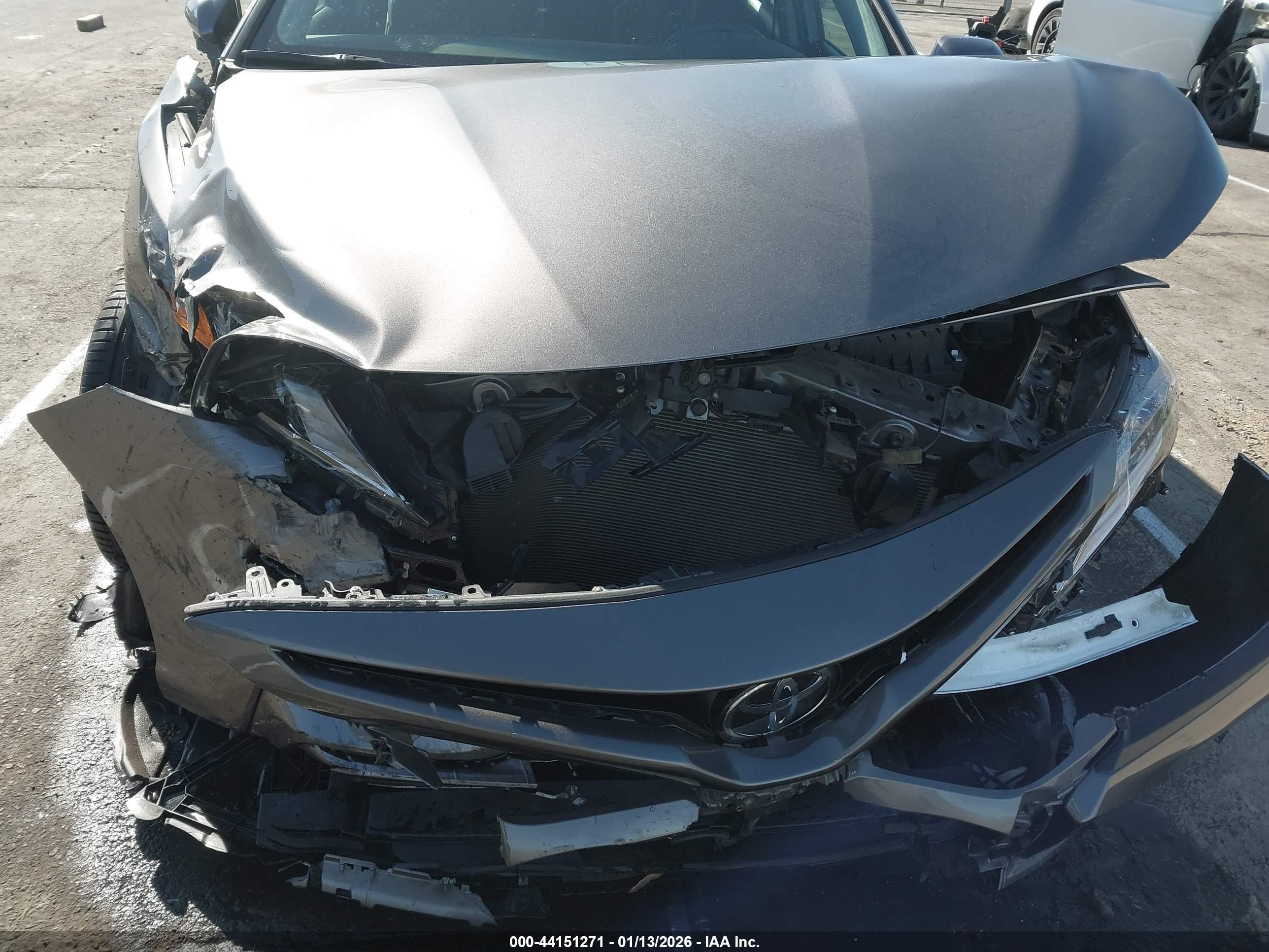 TOYOTA CAMRY image 6