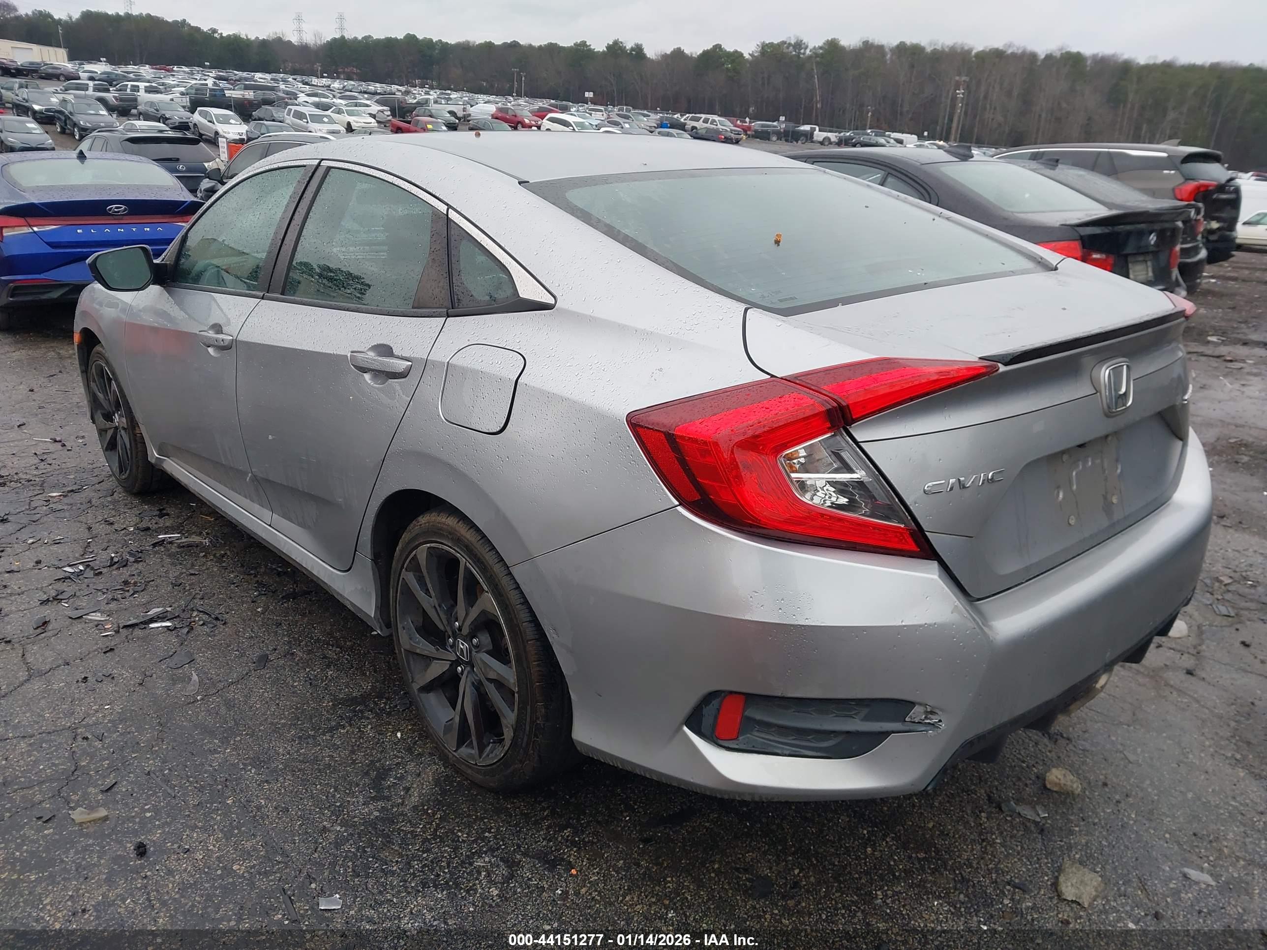 HONDA CIVIC image 3