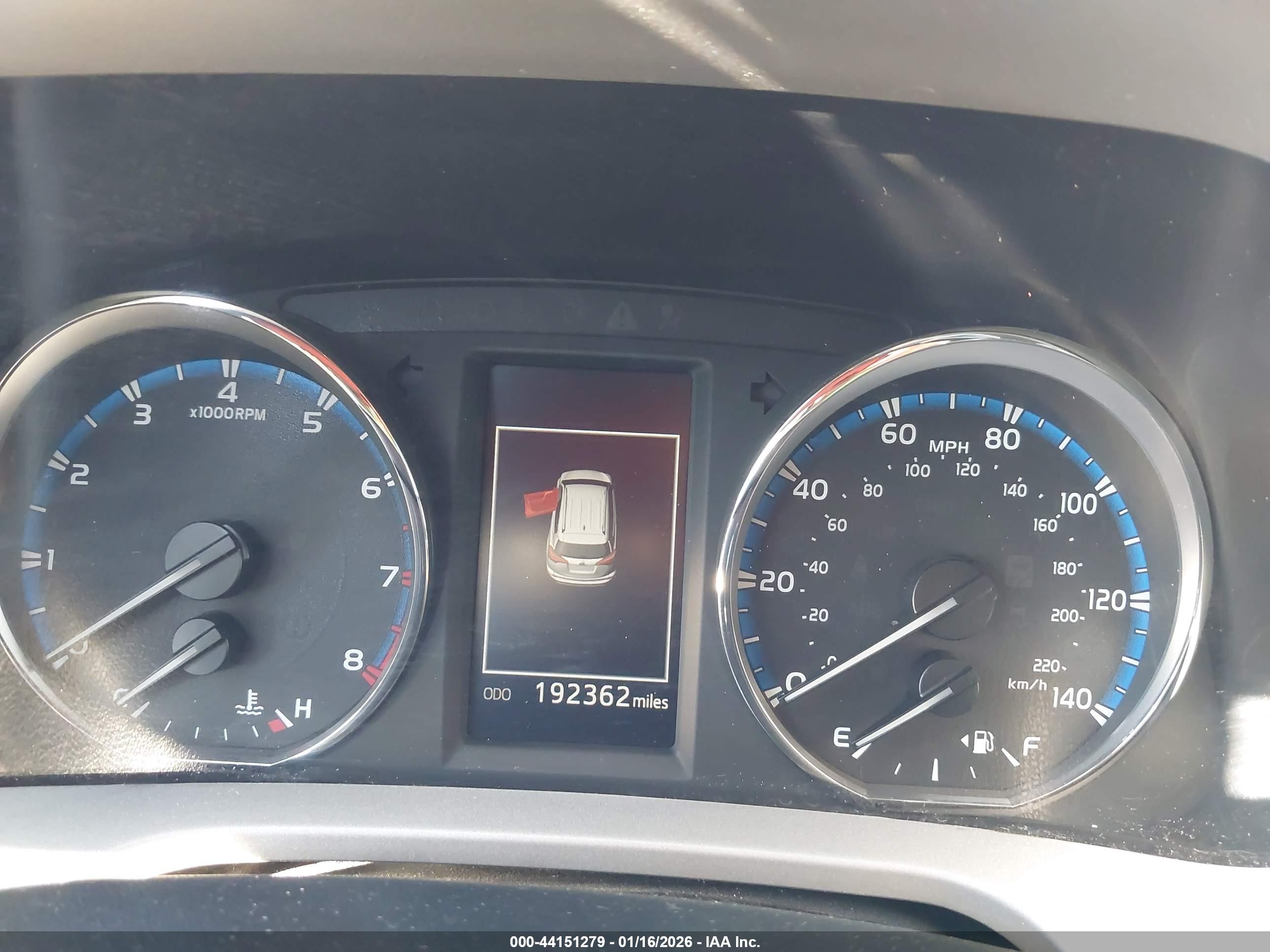 TOYOTA RAV4 image 7