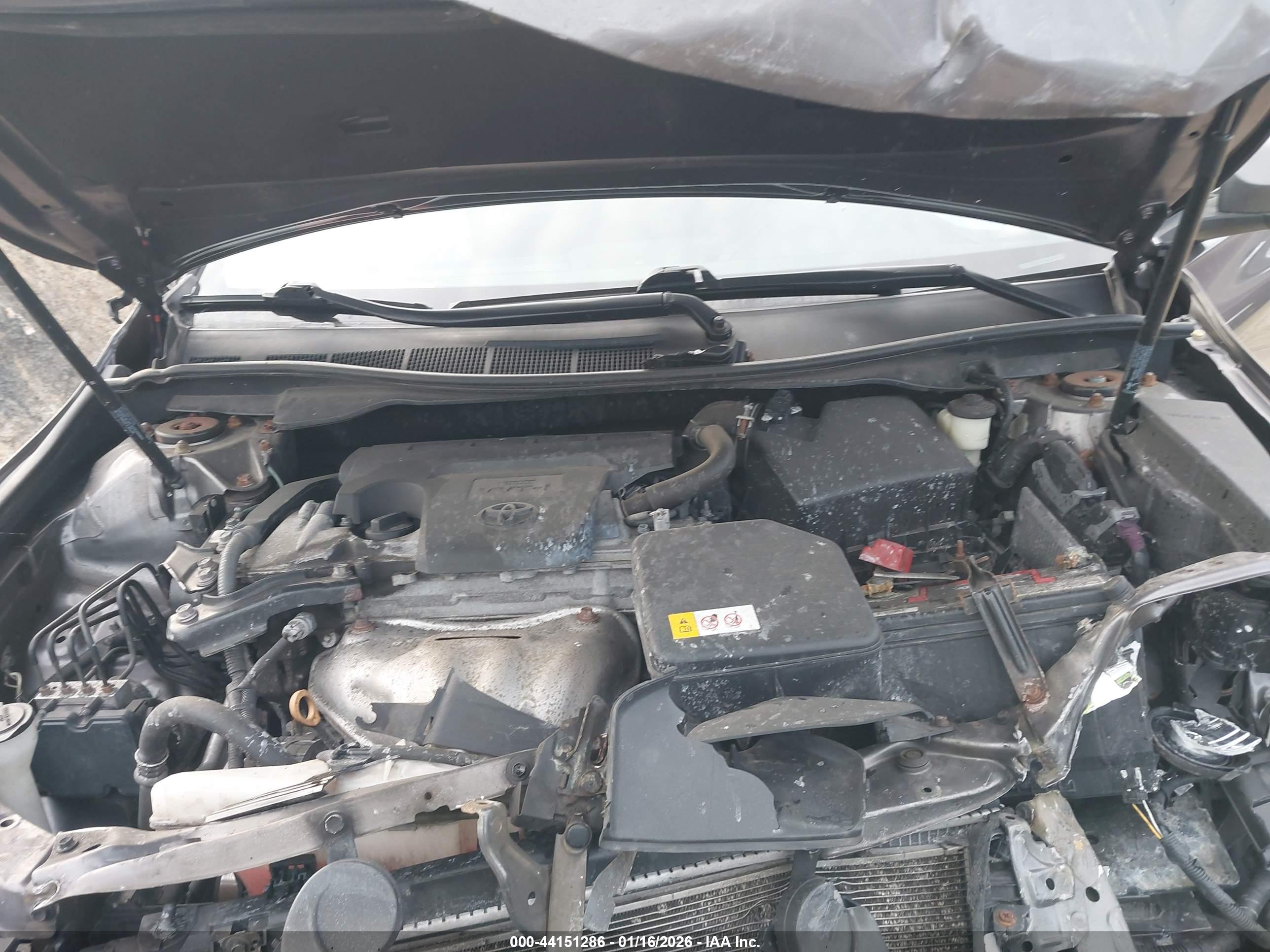 TOYOTA CAMRY image 10