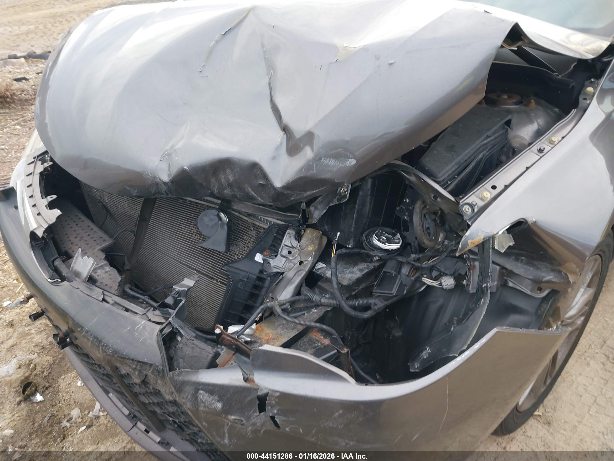 TOYOTA CAMRY image 6