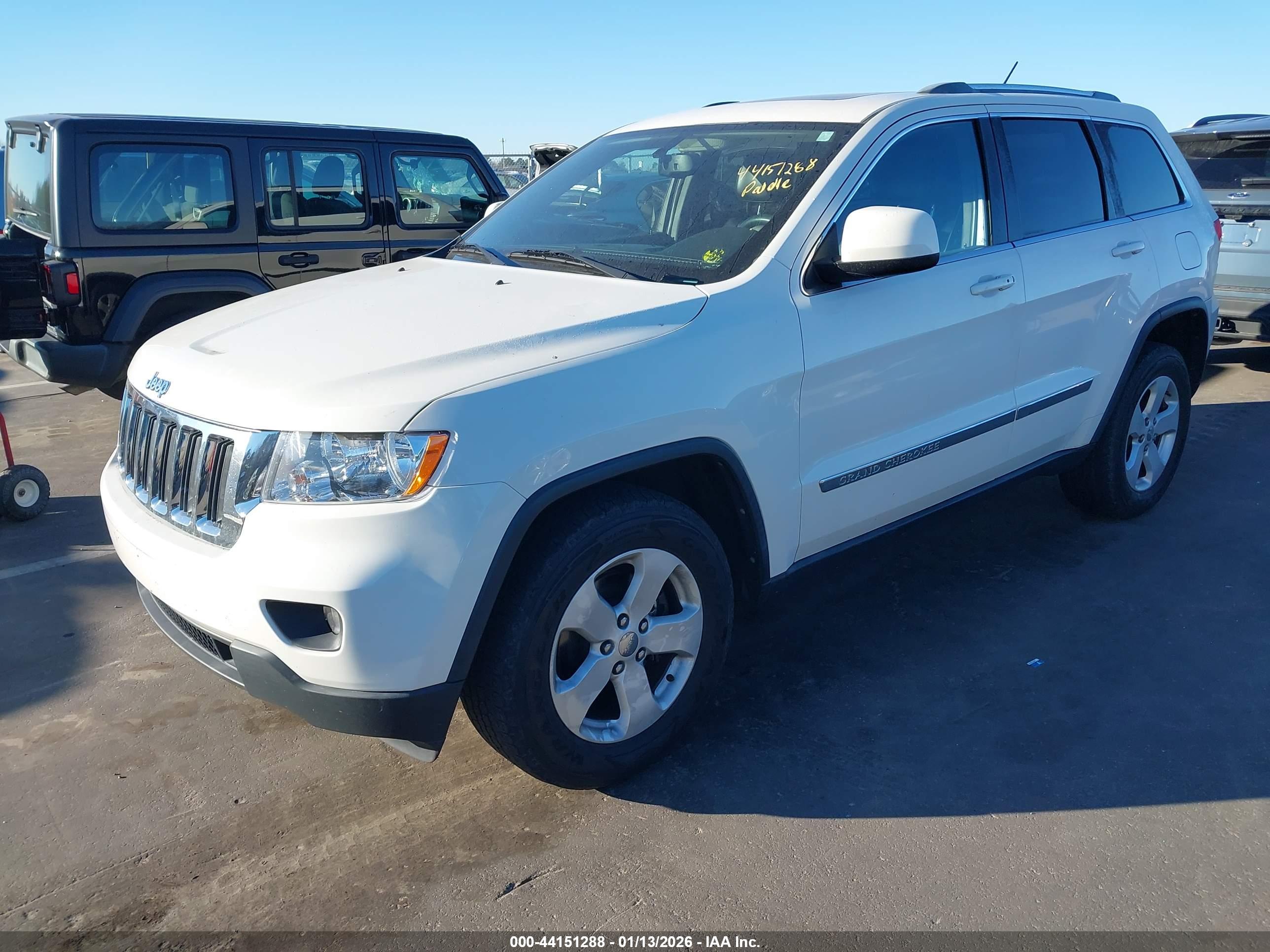 JEEP GRAND image 2