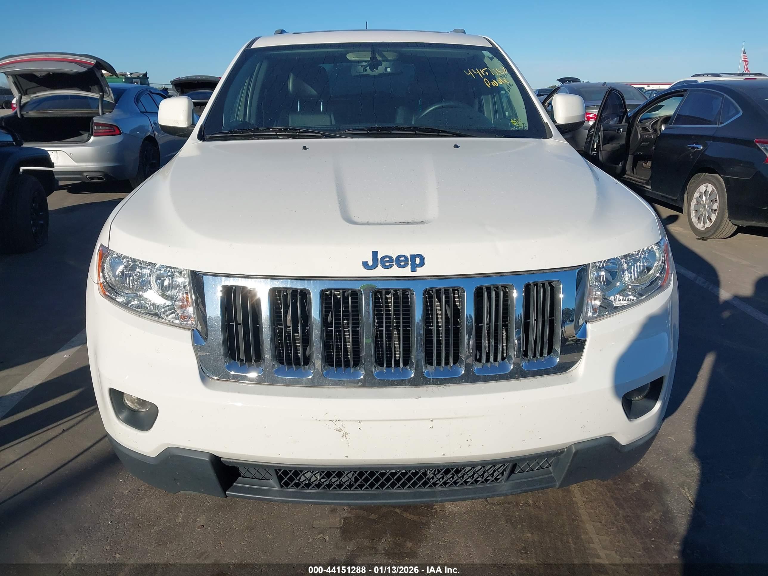 JEEP GRAND image 6