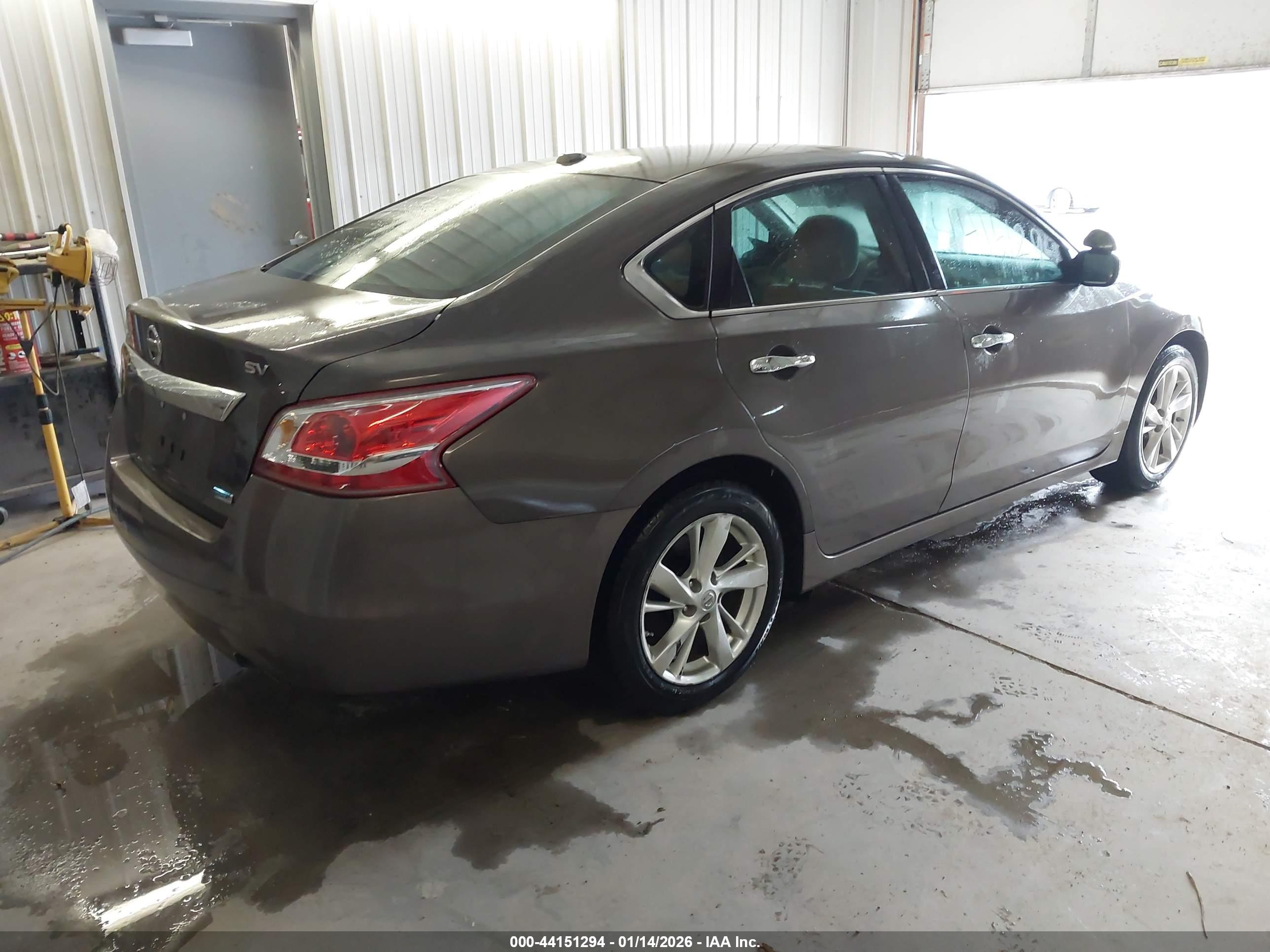 NISSAN ALTIMA image 4
