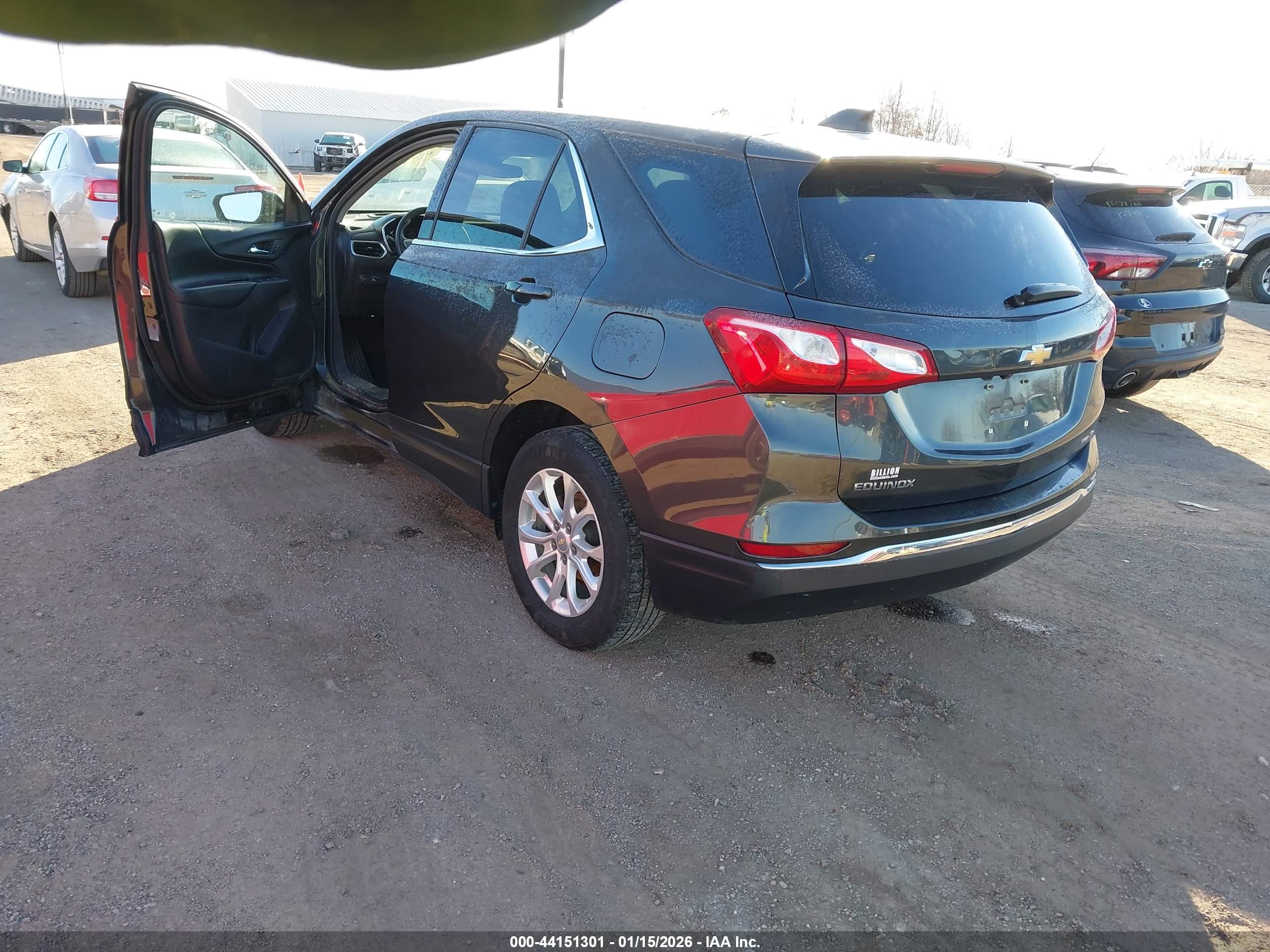 CHEVROLET EQUINOX image 3
