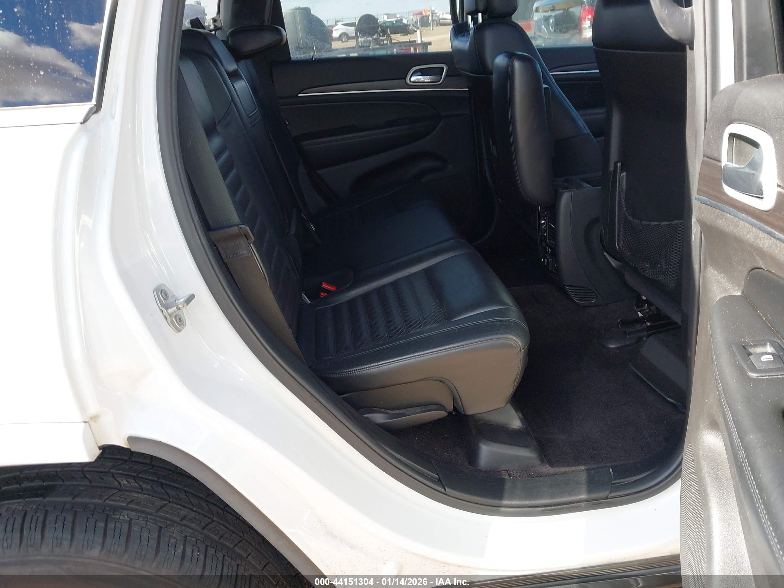 JEEP GRAND image 8