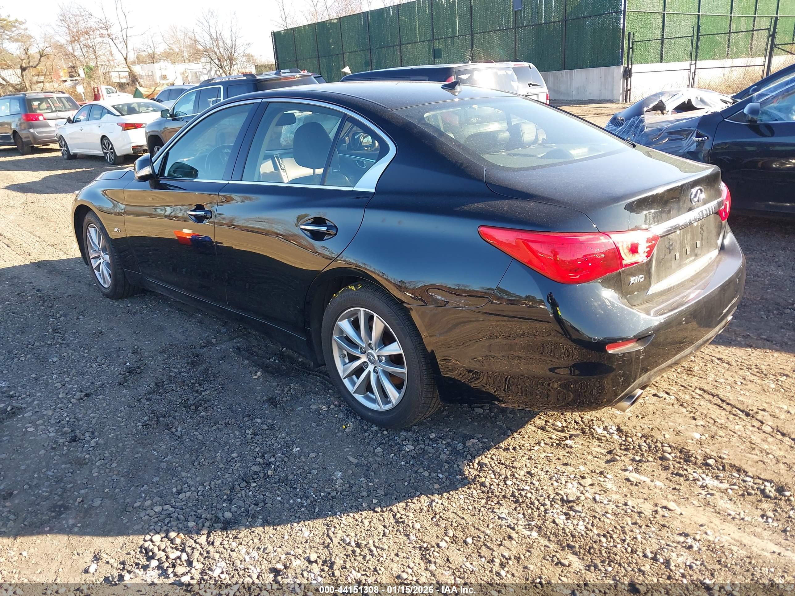 INFINITI Q50 image 3