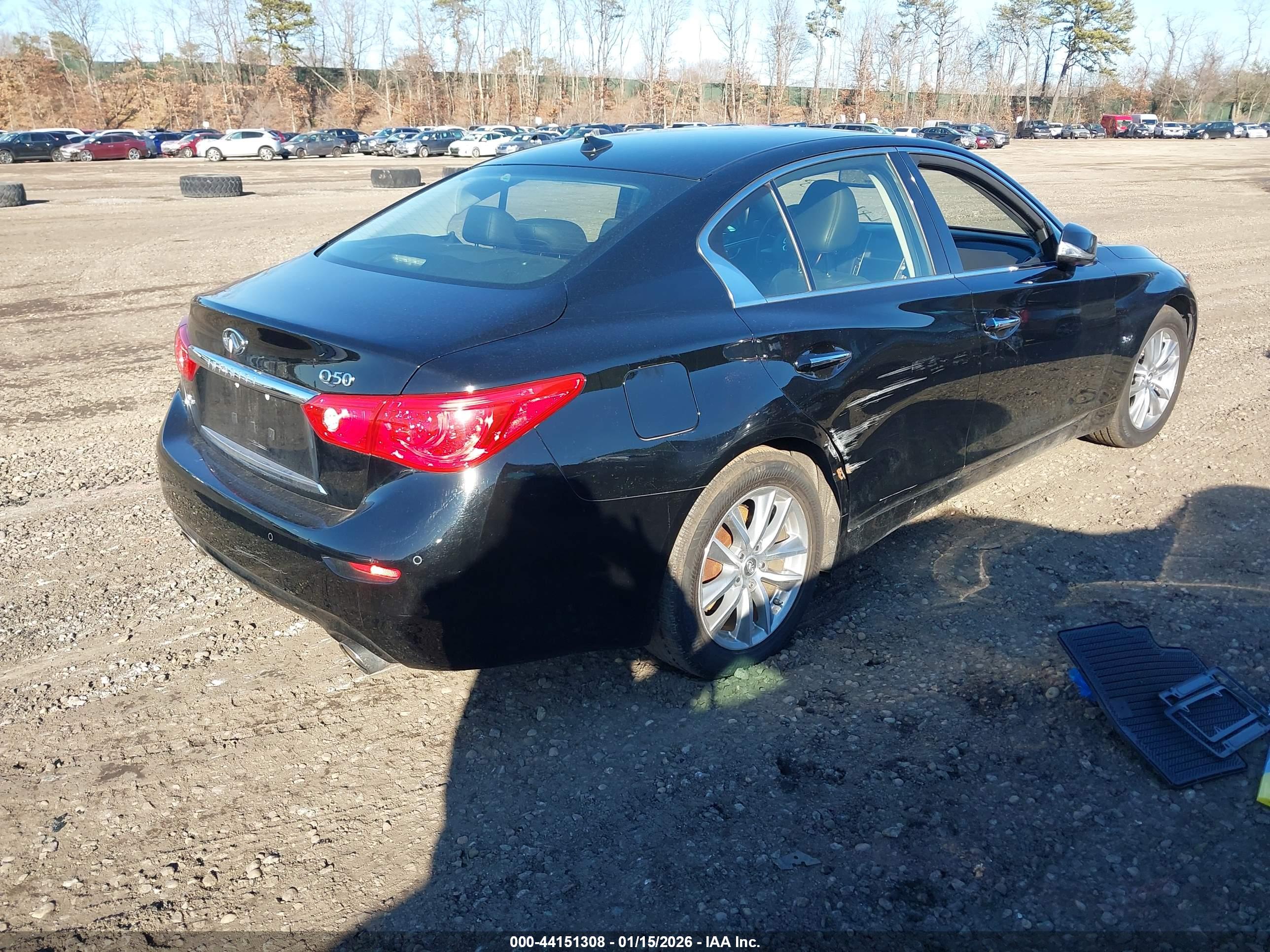 INFINITI Q50 image 4
