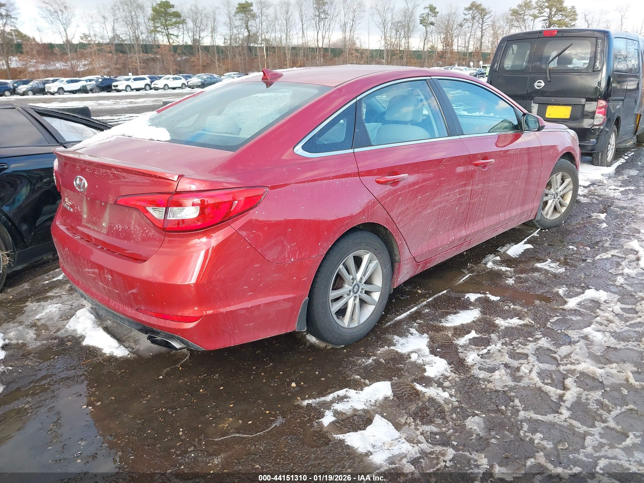 HYUNDAI SONATA image 4