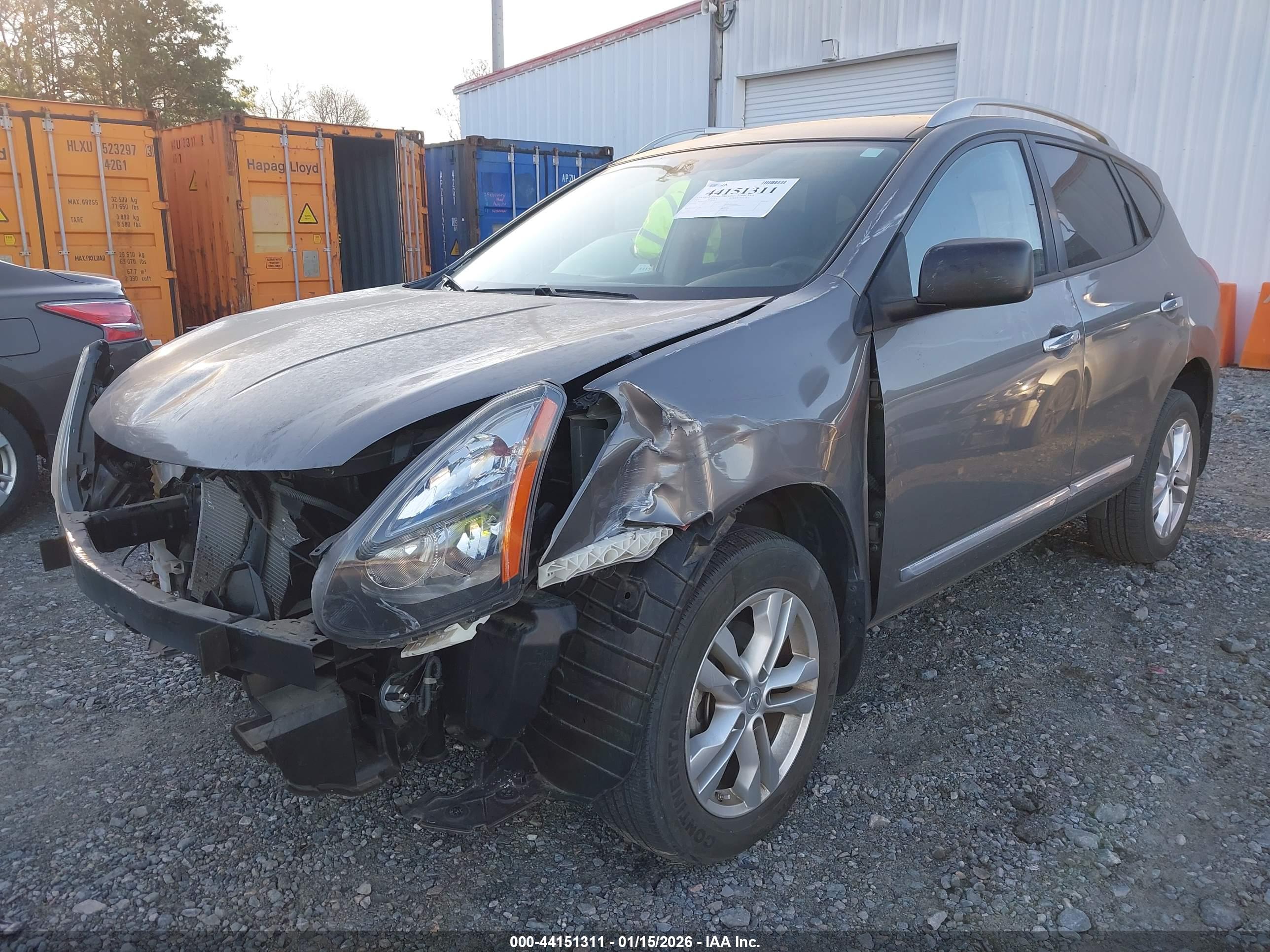 NISSAN ROGUE image 2