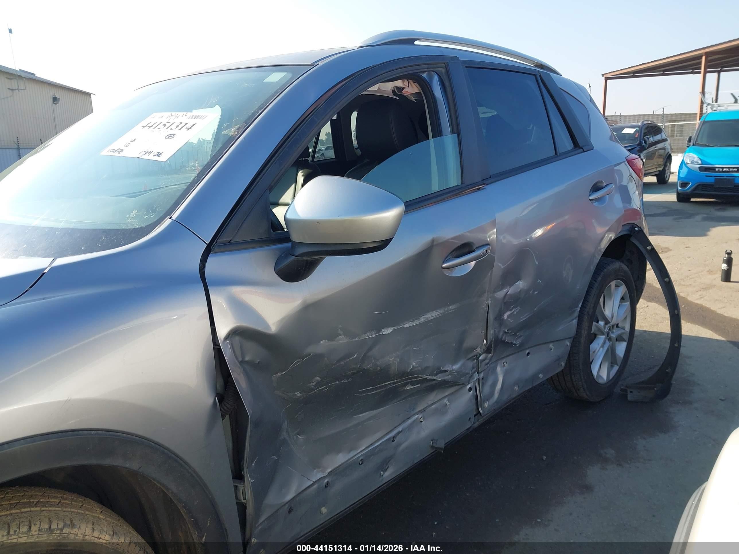 MAZDA CX-5 image 6