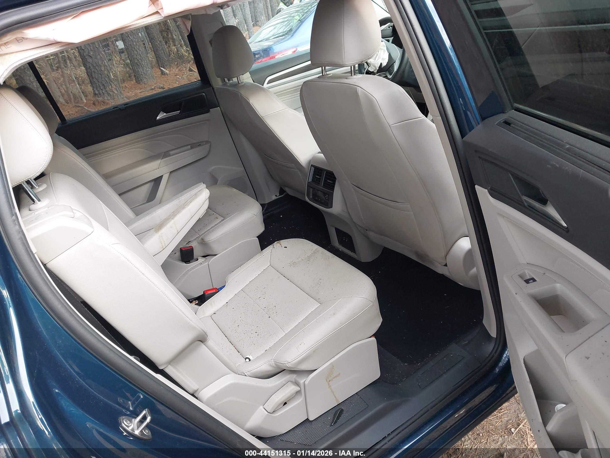 VOLKSWAGEN ATLAS image 8