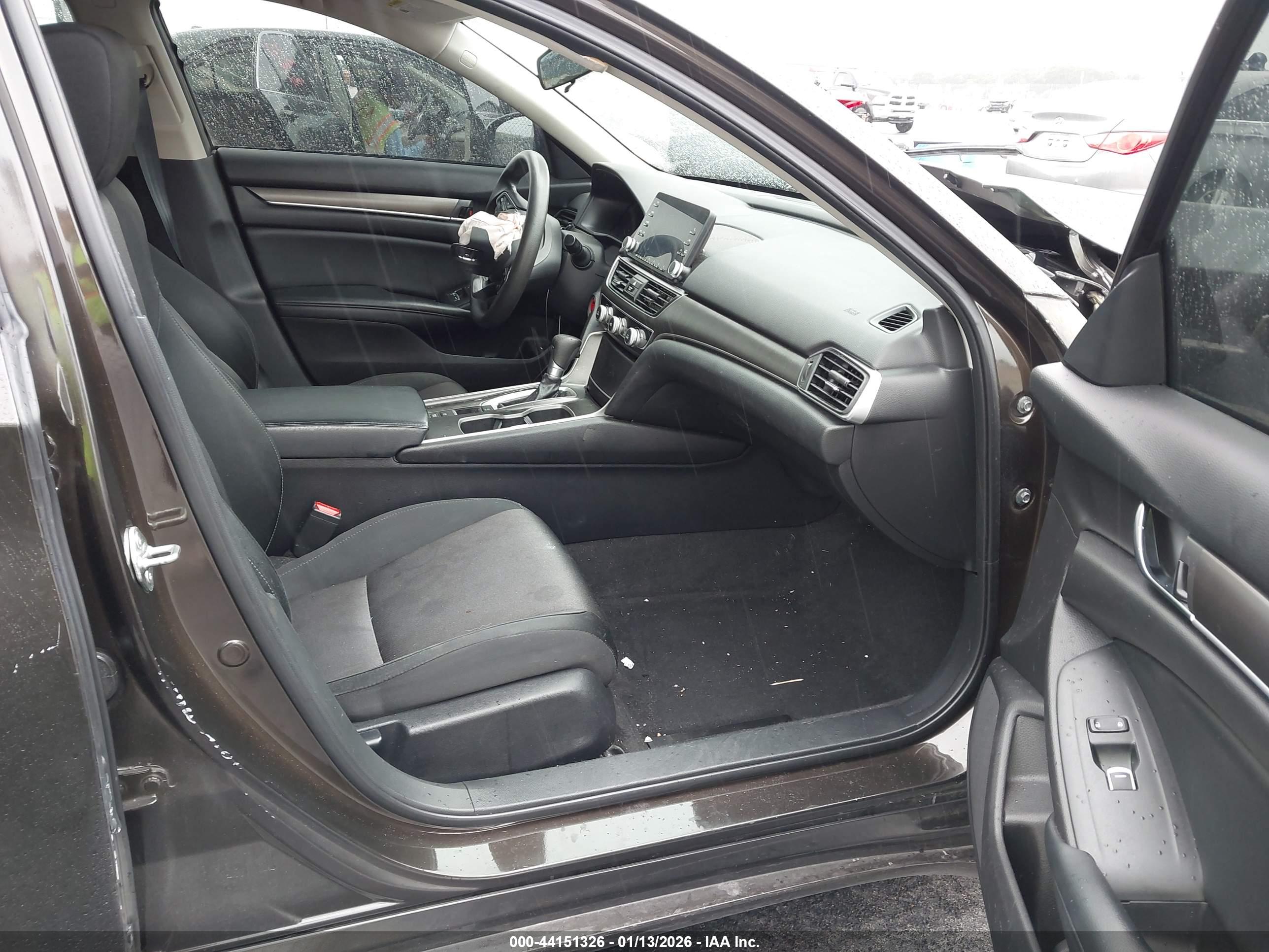 HONDA ACCORD image 5