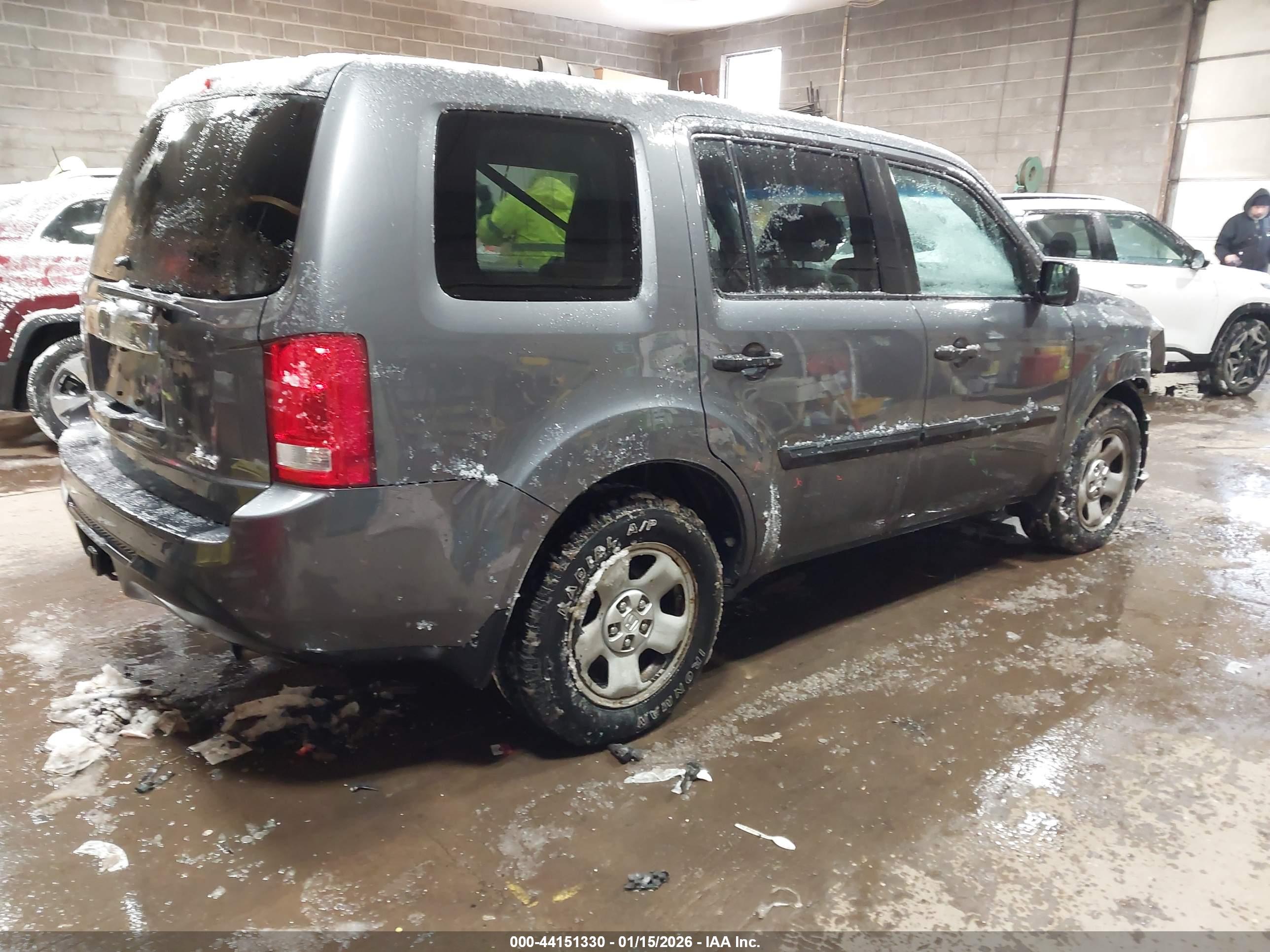 HONDA PILOT image 4