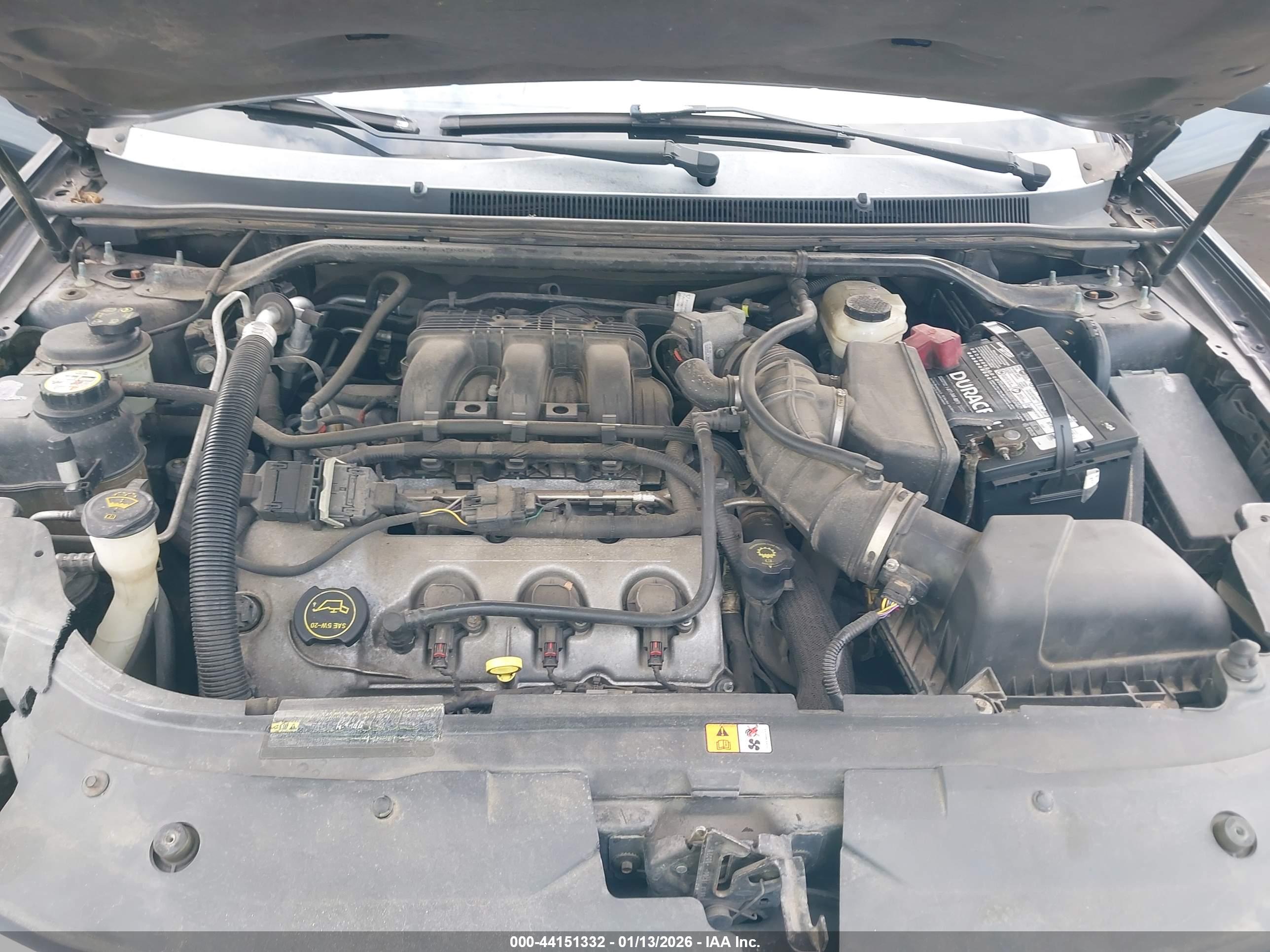 FORD TAURUS image 10