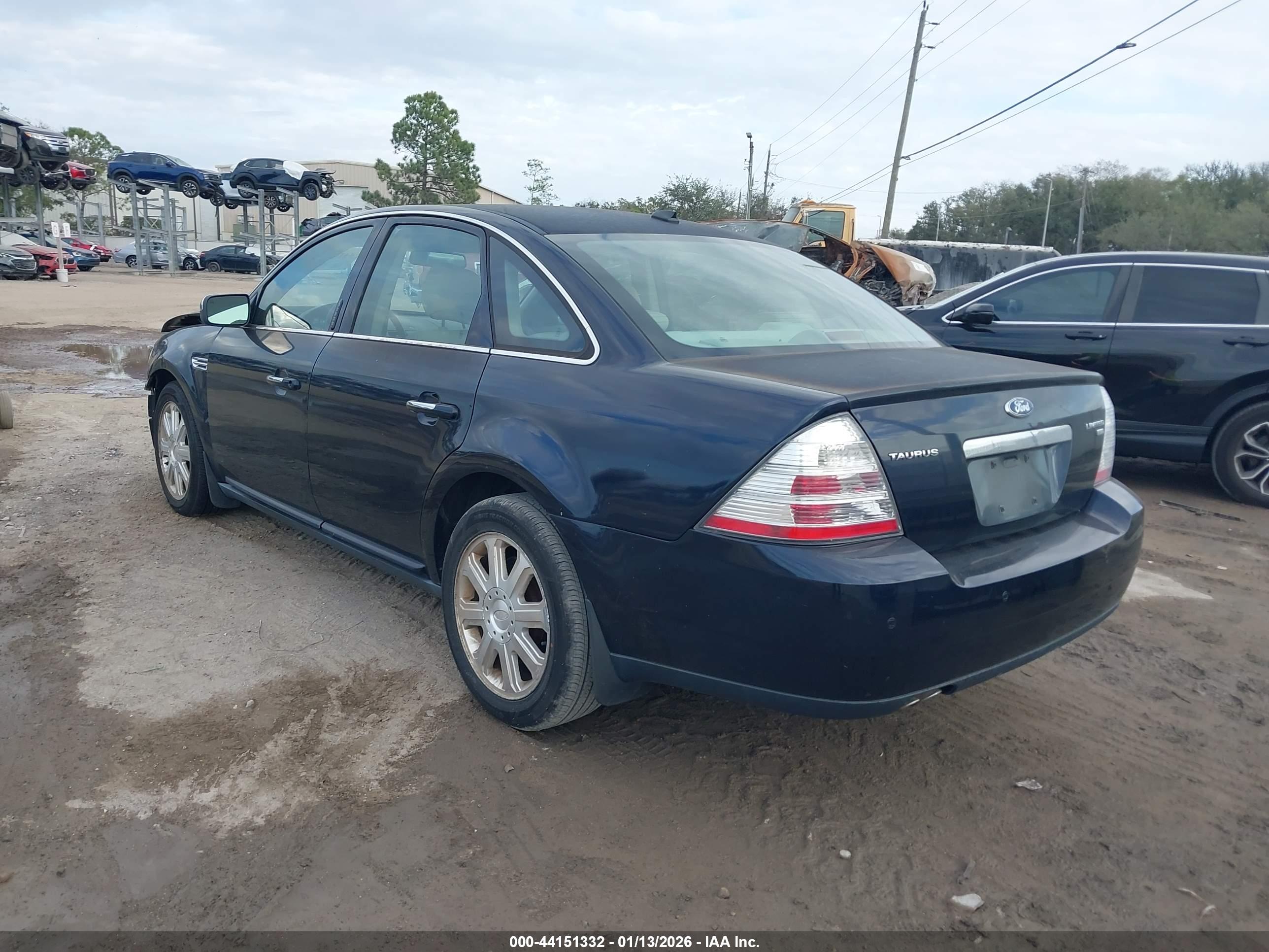 FORD TAURUS image 3