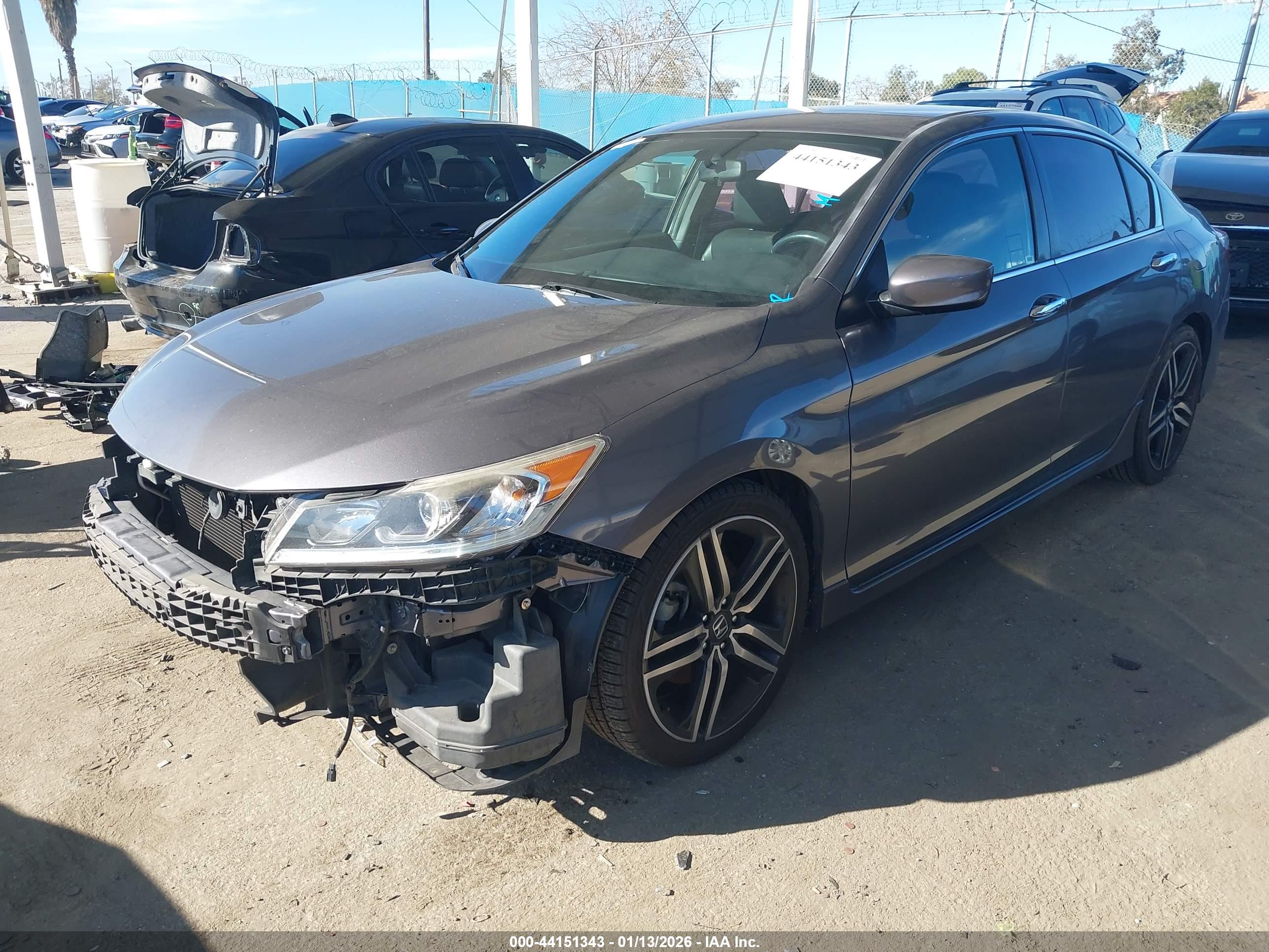 HONDA ACCORD image 2