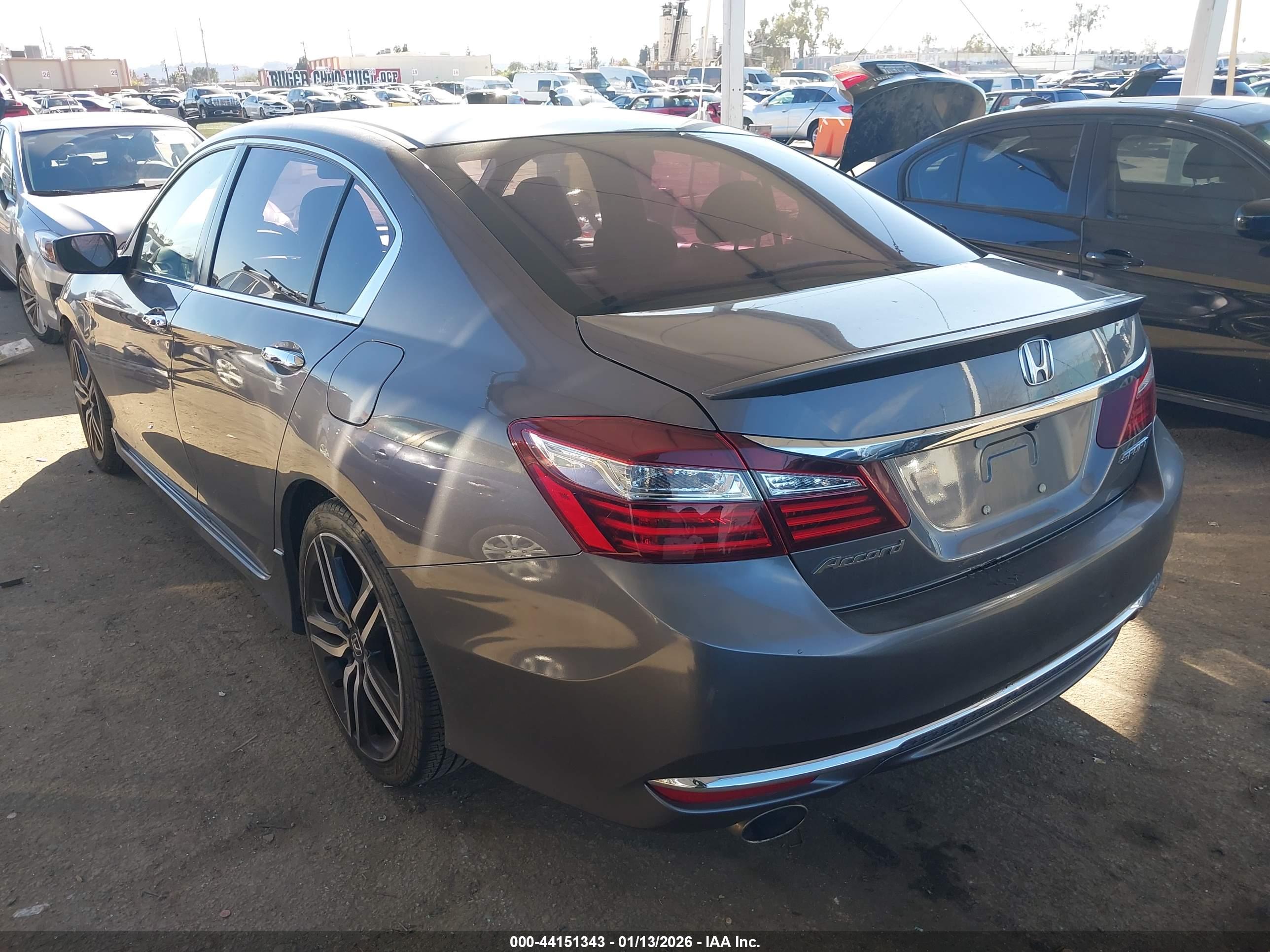 HONDA ACCORD image 3