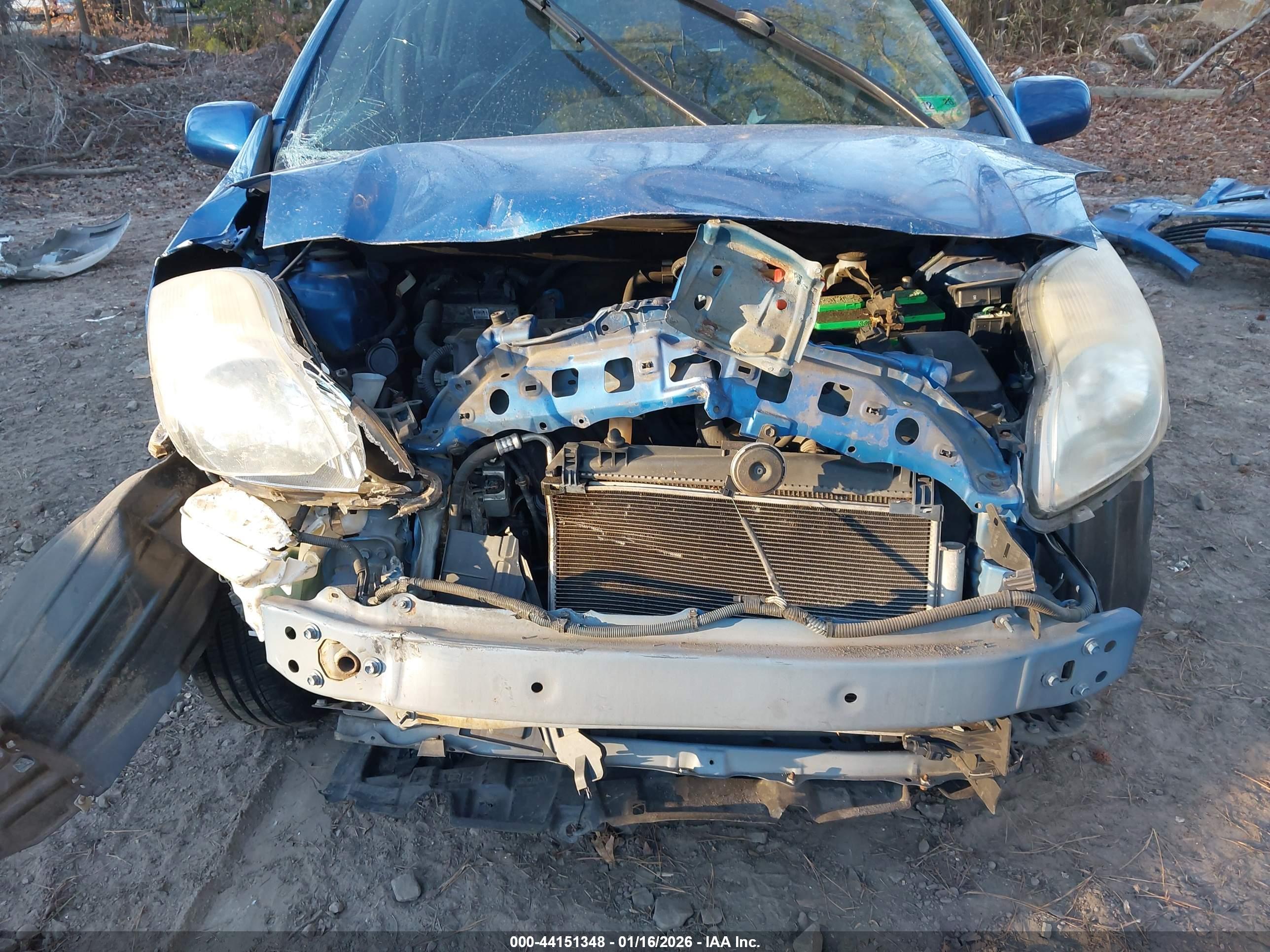 TOYOTA YARIS image 6